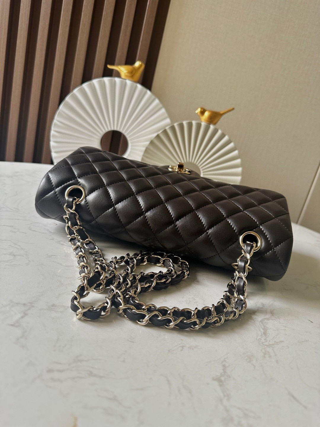 CHANEL CLASSIC HANDBAG Gold Metal 15.5×25.5×6.5cm - Image 7