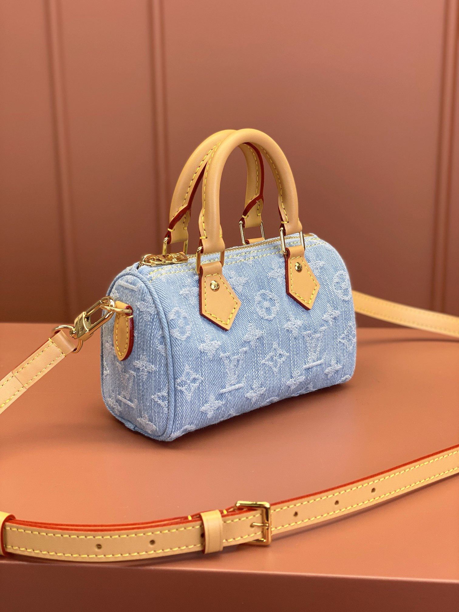 LV Nano Speedy M11212 6.3 x 3.9 x 3 in - Image 8
