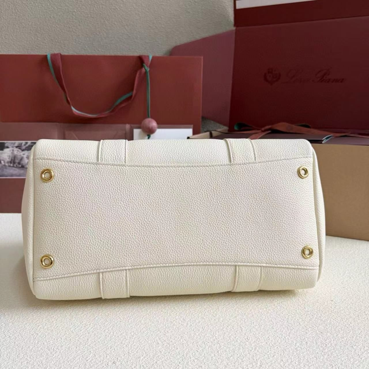 Loro Piana Loom Bag L32 Grained Calfskin 33 x 23 x 18 cm - Image 5