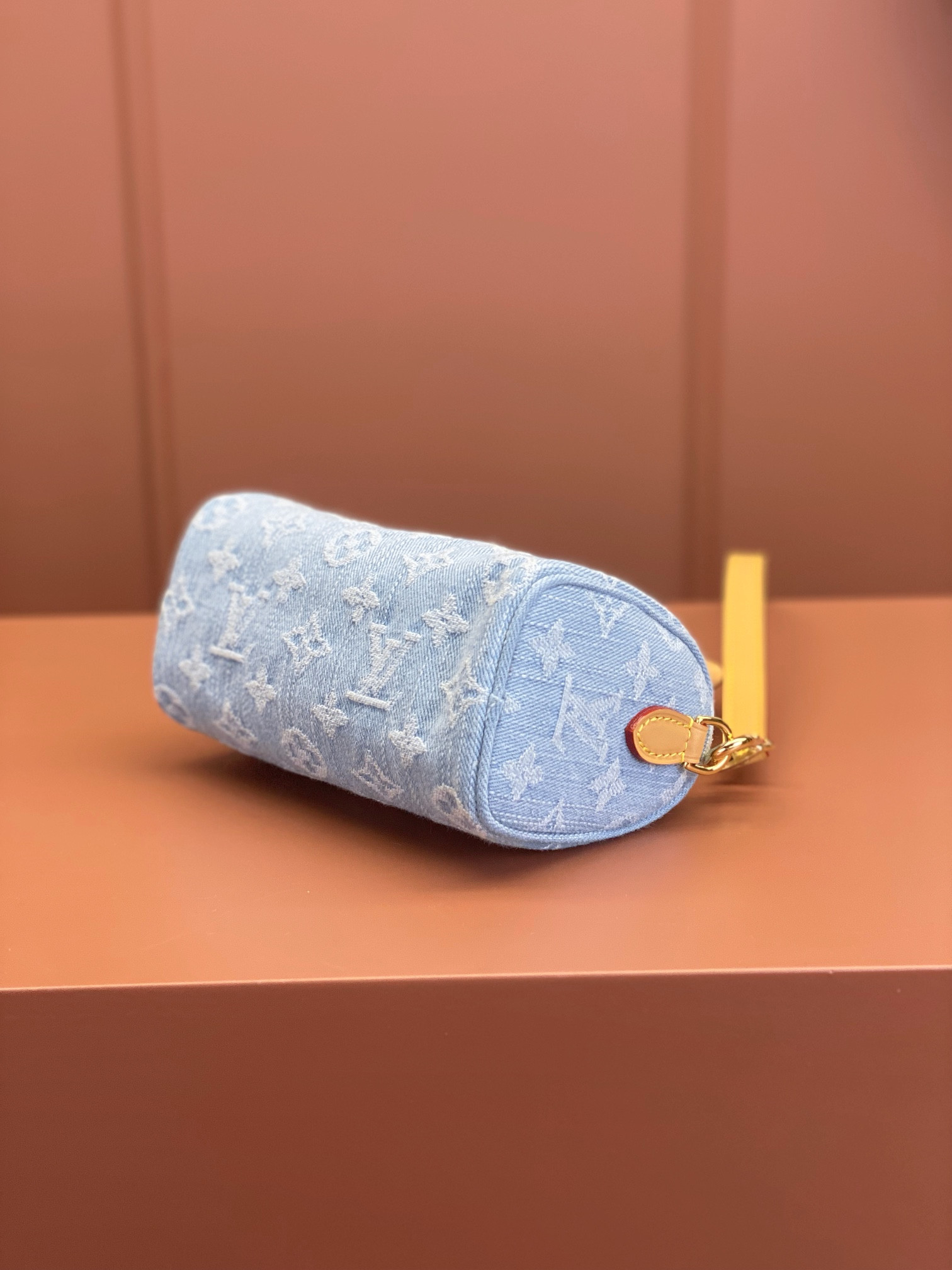 LV Nano Speedy M11212 6.3 x 3.9 x 3 in - Image 7