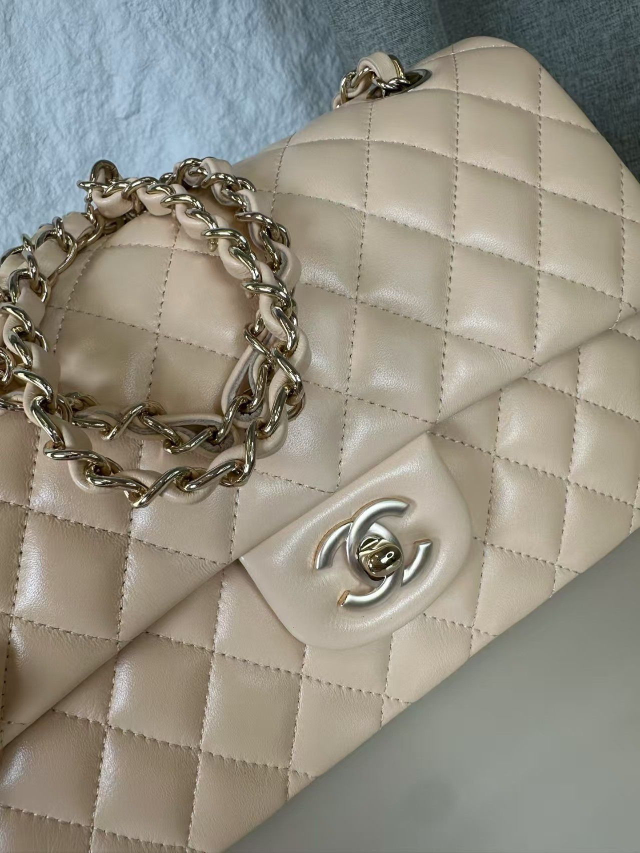 Chanel Classic Flap Handbag CF 25x15x6cm - Image 9