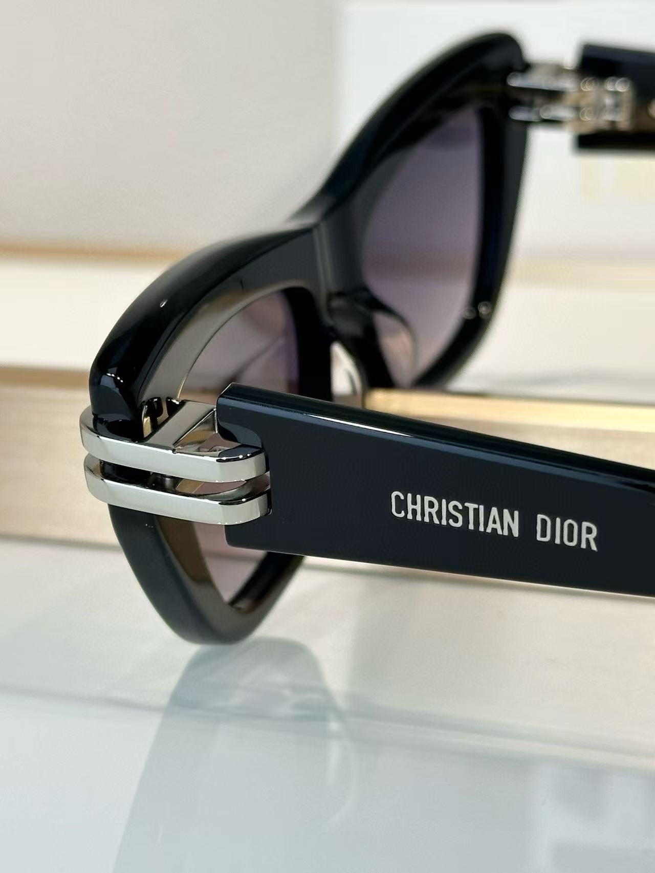 Dior Glasses #3 - Image 9