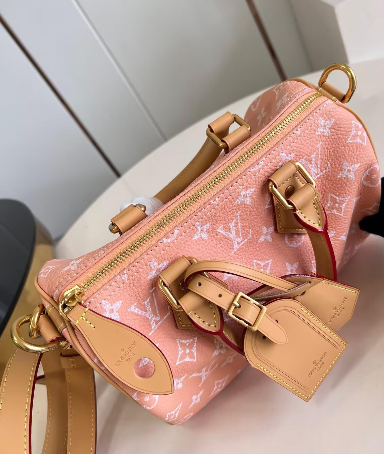 LV Speedy P9 Bandoulière 25 M13912 25x15x15cm - Image 4