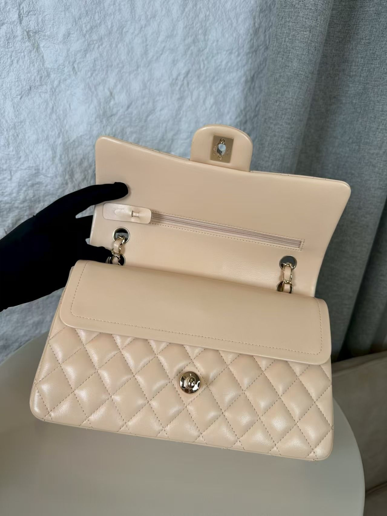 Chanel Classic Flap Handbag CF 25x15x6cm - Image 6