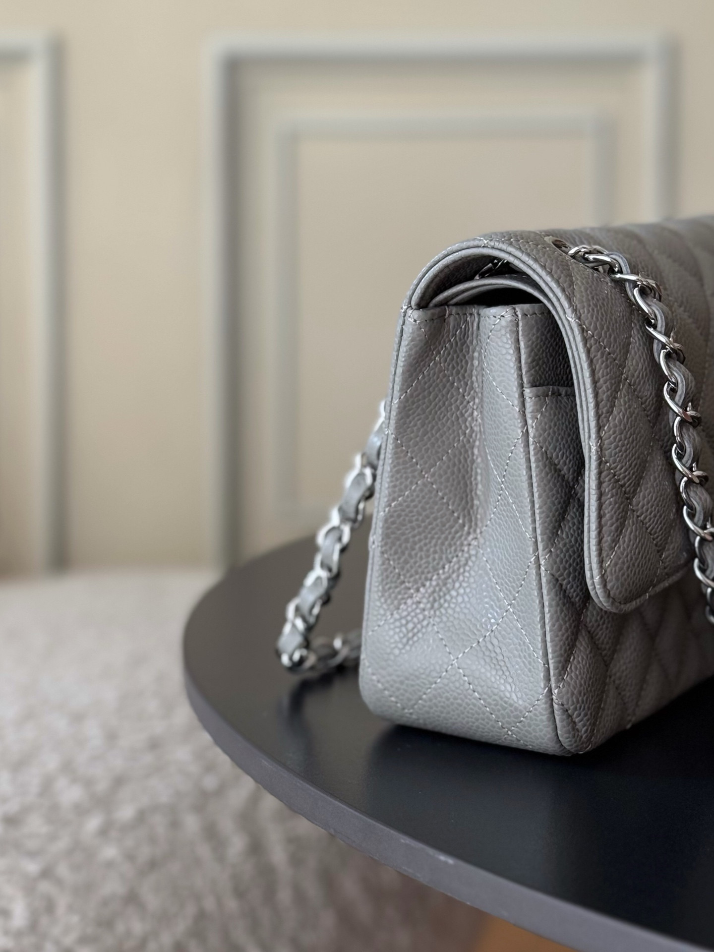 Chanel Flap Bag 25x15.5x6.5cm - Image 9