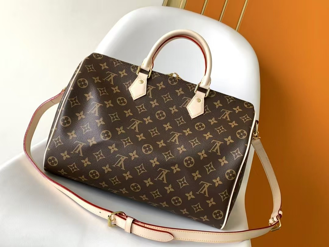 LV Speedy Bandoulière 35 M46981 13.8 x 9.1 x 7.1 inches - Image 2