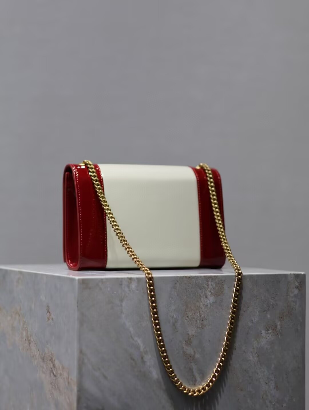 YSL KATE Nappa Patent Calfskin Two-Toned 20x13.5x6cm - Image 5