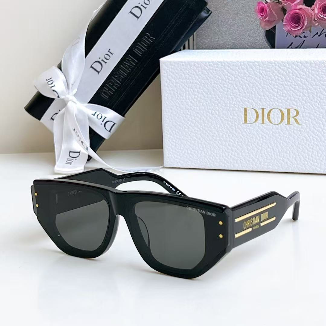 Dior Glasses #2 - Image 6