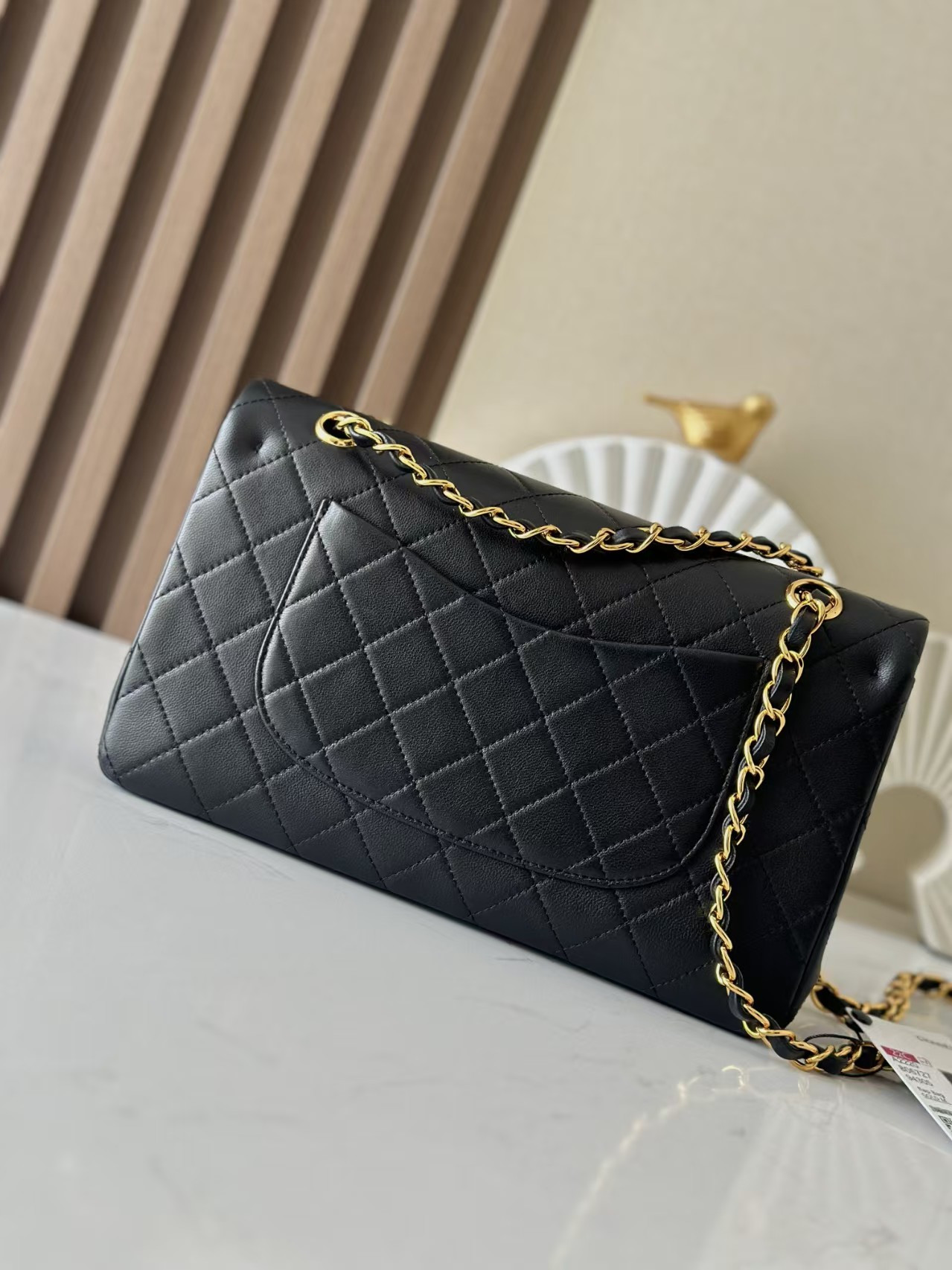 Chanel Classic Flap Bag 15.5x25.5x6.5cm - Image 3