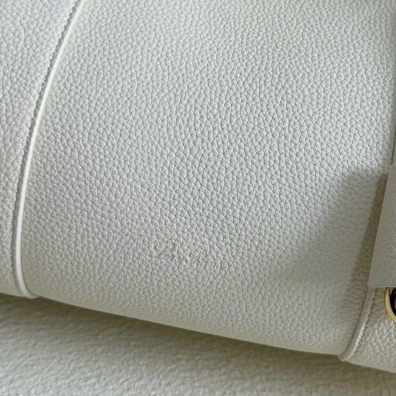 Loro Piana Loom Bag L32 Grained Calfskin 33 x 23 x 18 cm - Image 9