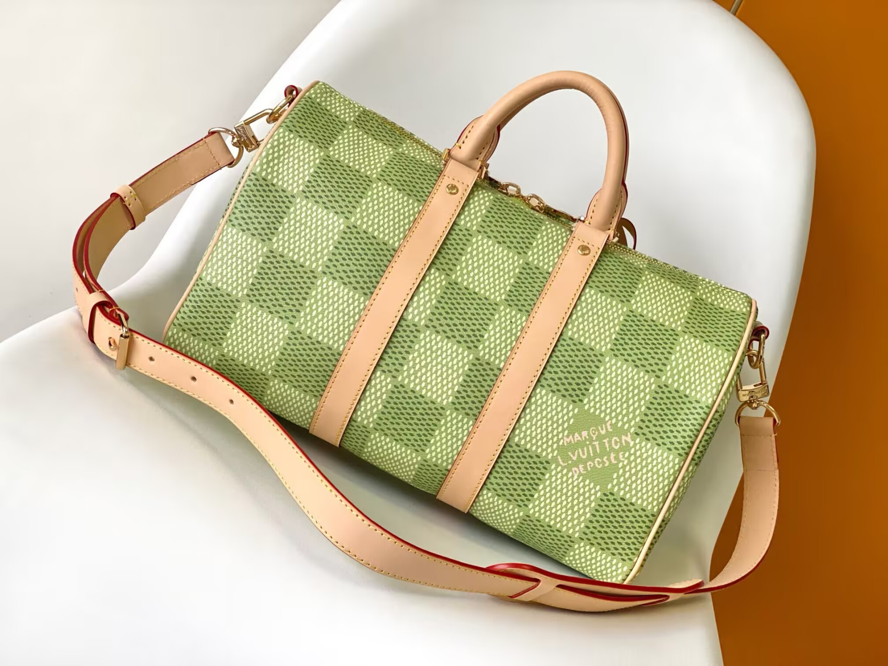 LV Keepall Bandoulière 35 N40671 34x21x16cm - Image 3