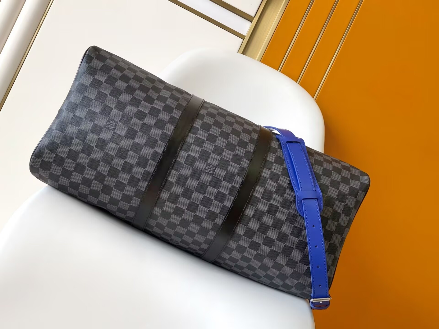 LV Keepall Bandoulière 50 N00096 50x29x23cm - Image 4