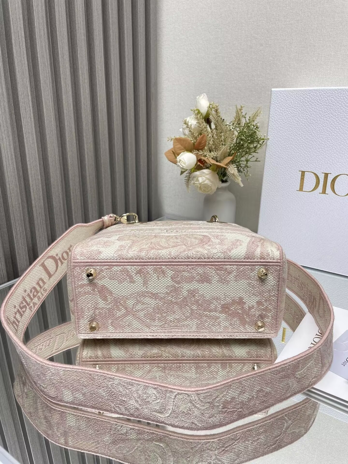 Dioriviera Medium Dior Lady D-Lite Bag 24x20x11cm - Image 6