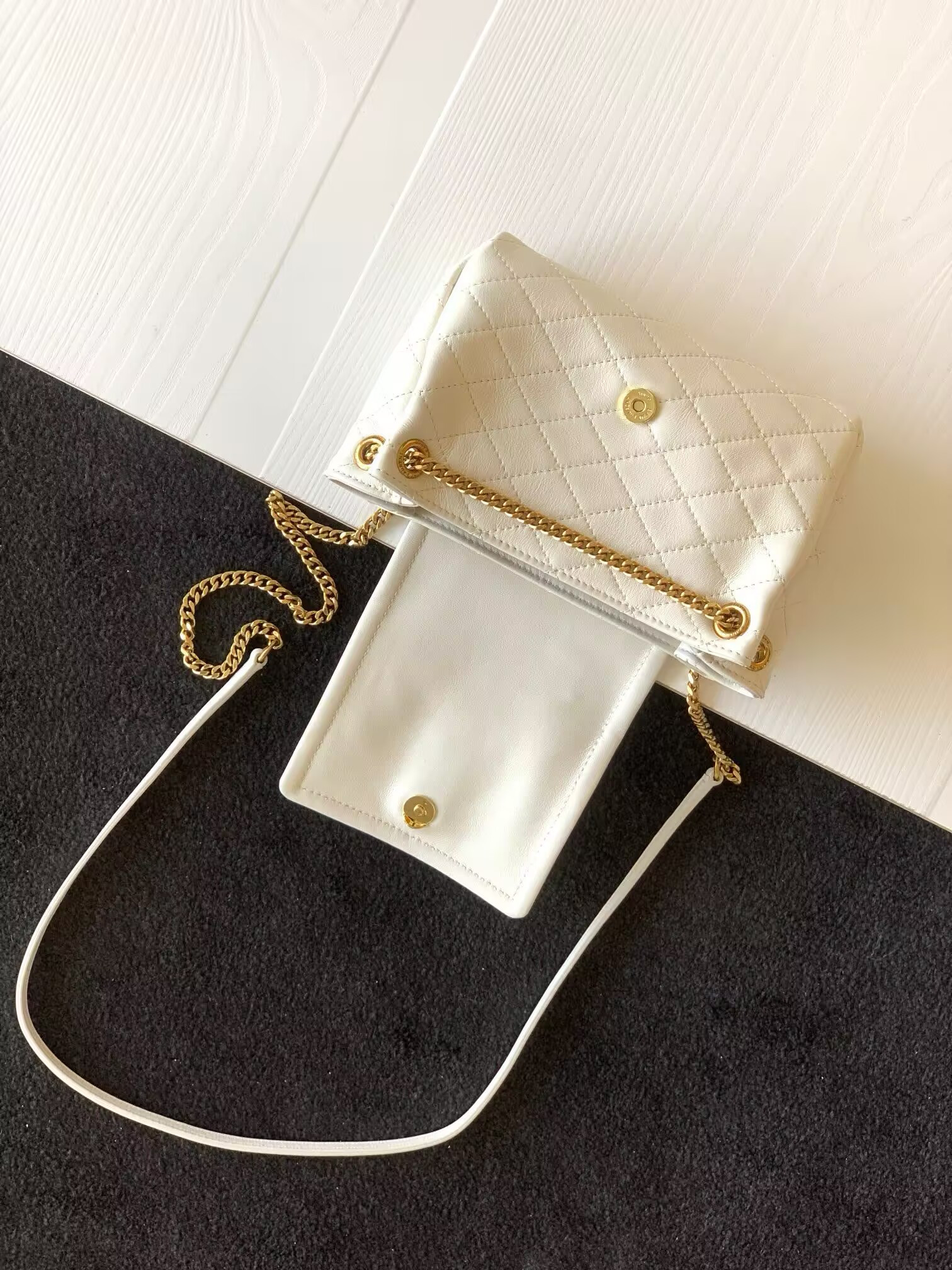 YSL Mini Nolita 18x13x6cm - Image 6