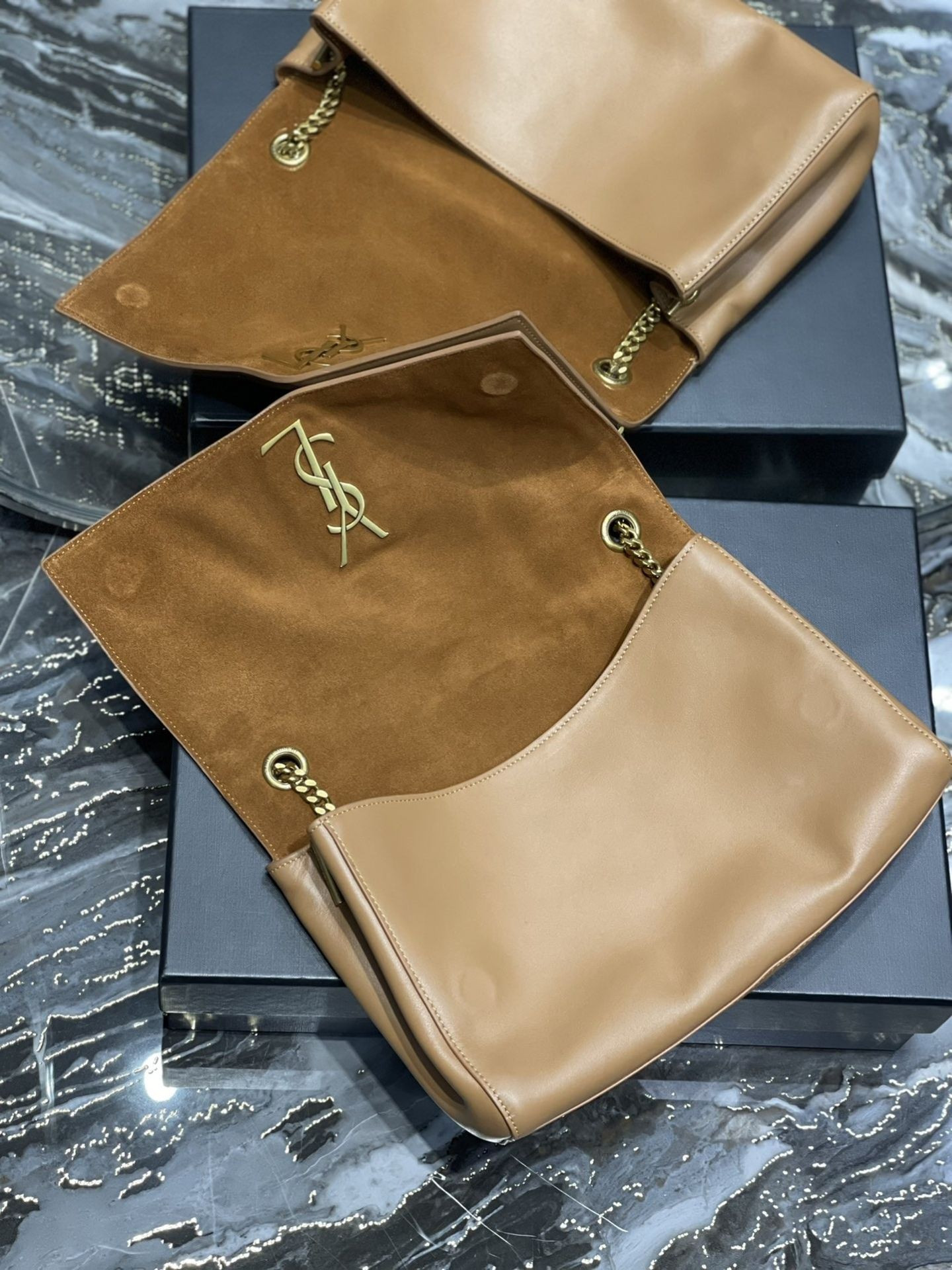 YSL Kate Reversible Suede and Leather Shoulder Bag 28.5x20x6cm - Image 7