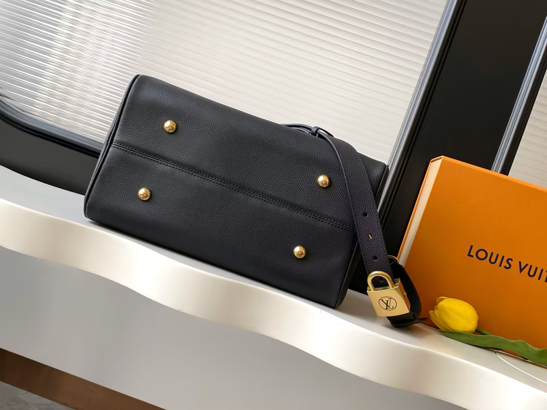 LV Speedy Soft 30 M24891 (30*21*17cm) - Image 5