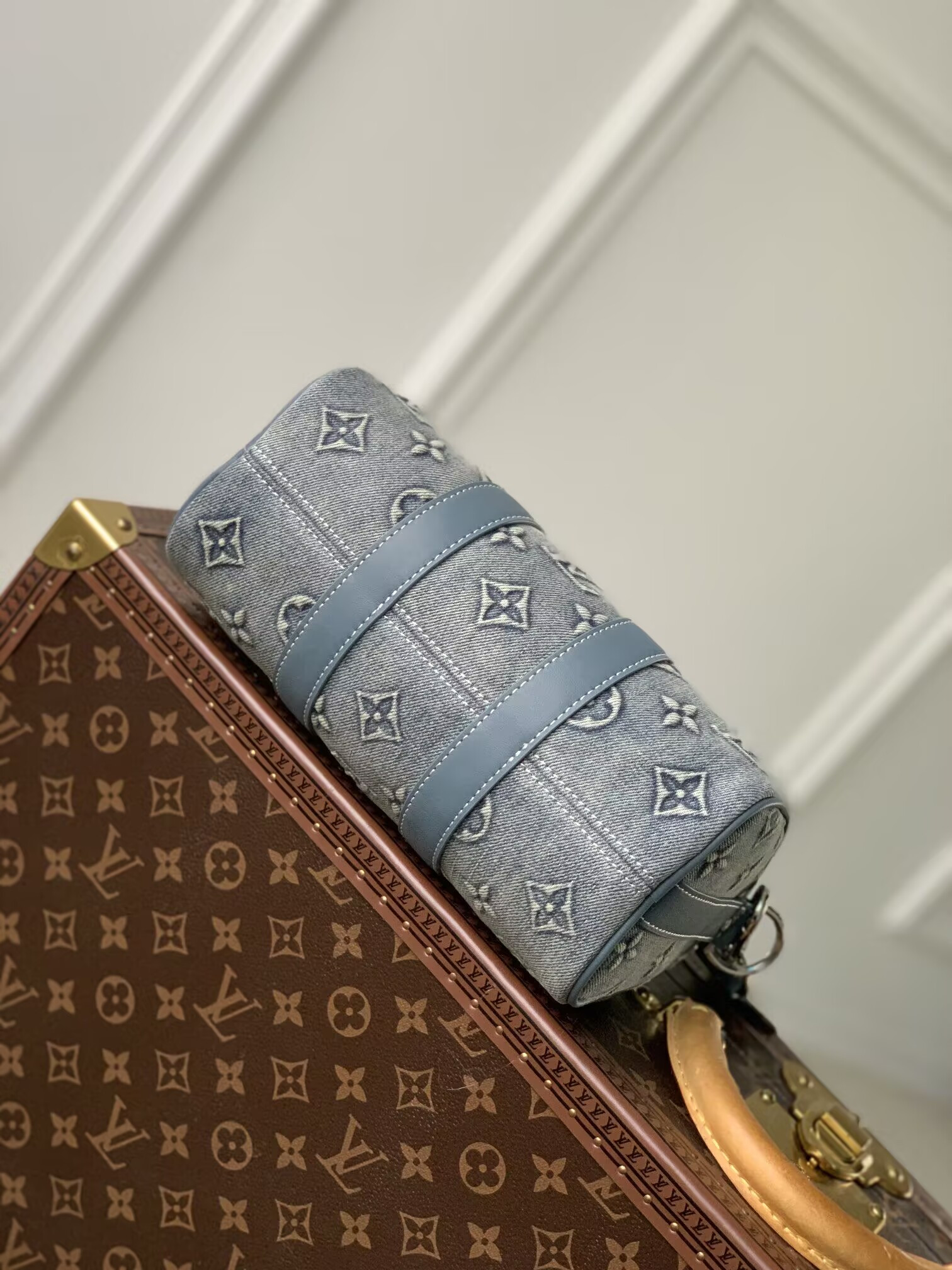 LV Keepall Bandoulière 25 M22762 25 x 15 x 11 cm - Image 10