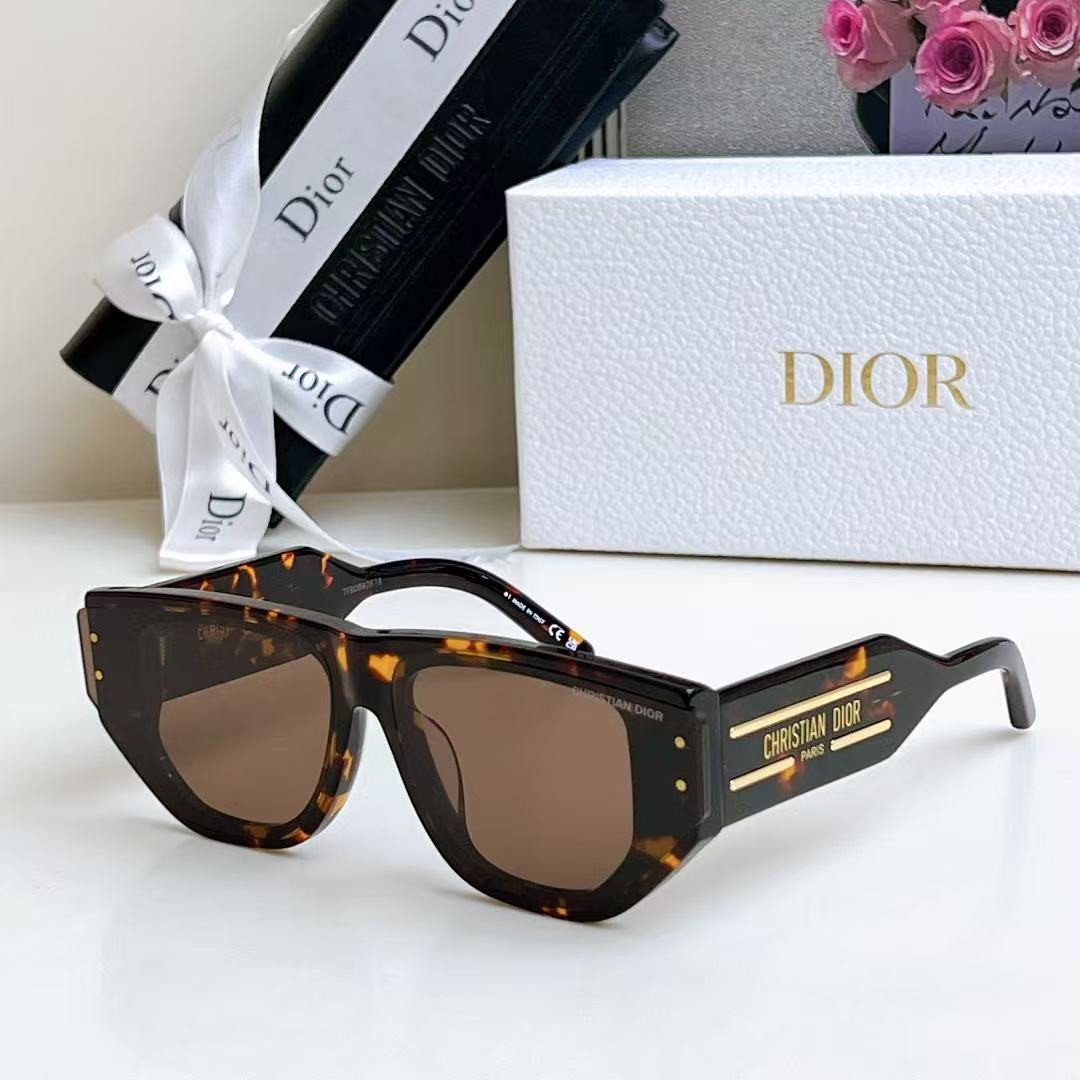 Dior Glasses #2 - Image 5