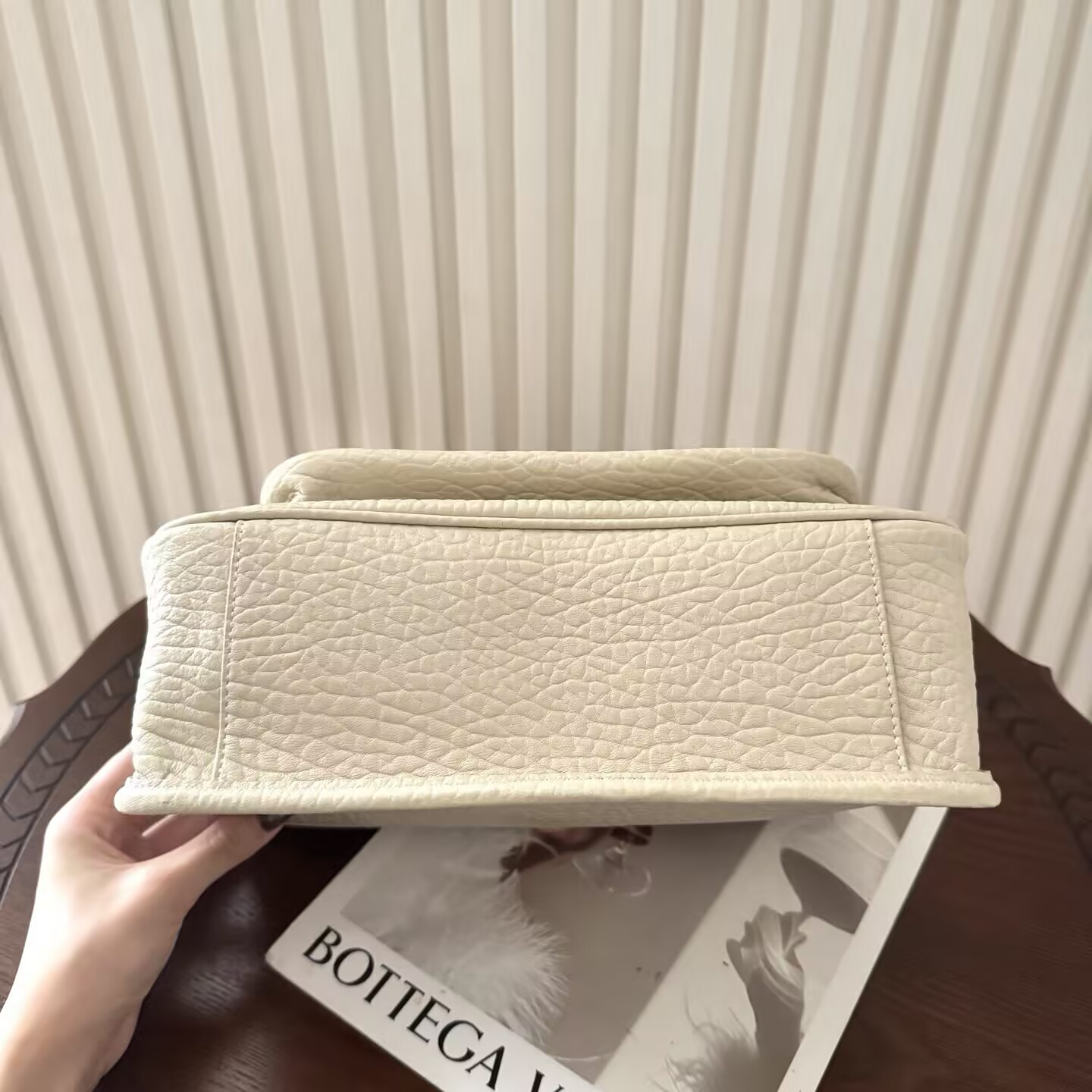 YSL Niki MEDIUM Handbags 28x20x8.5cm - Image 5
