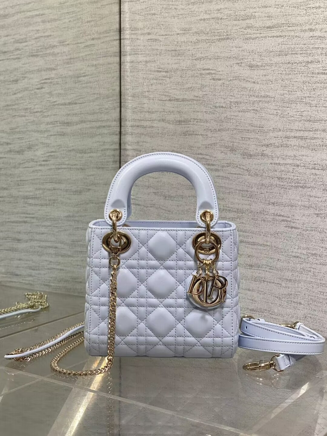 Mini Lady Dior Bag 17 x 15 x 7 cm - Image 2
