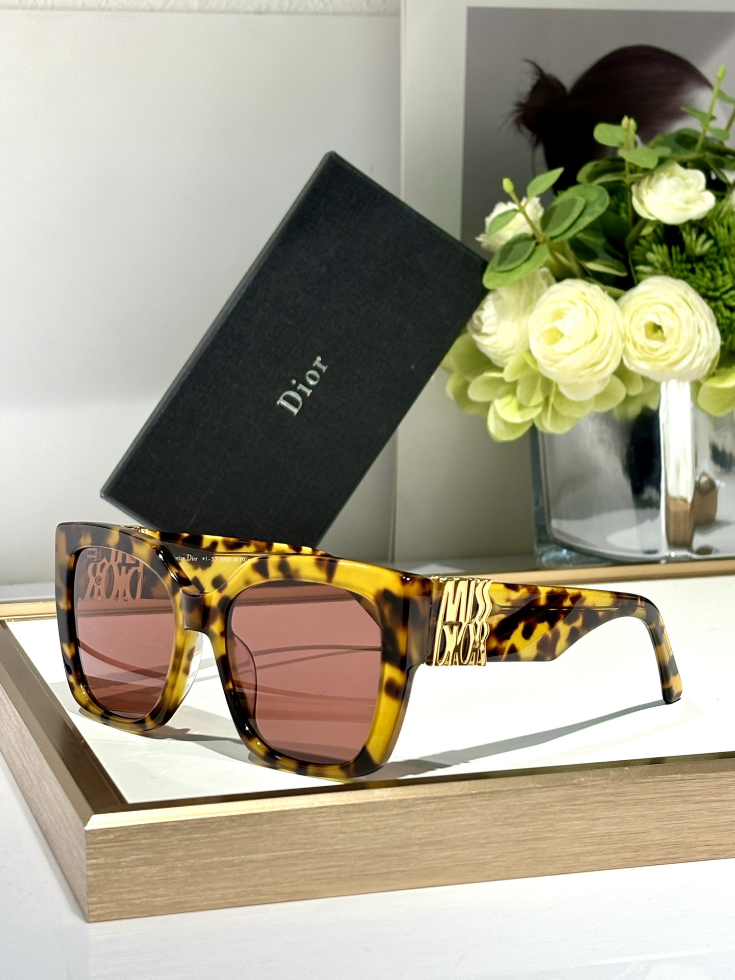 Dior Glasses #4 - Image 9