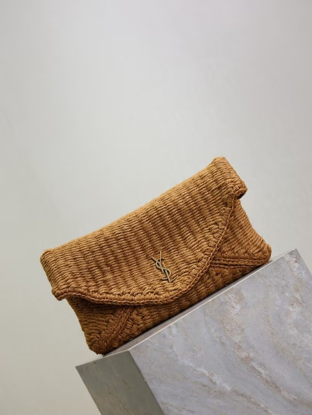 YSL CASSANDRE Large Envelope Pouch in Rope 29.5x18x4.5cm - Image 5
