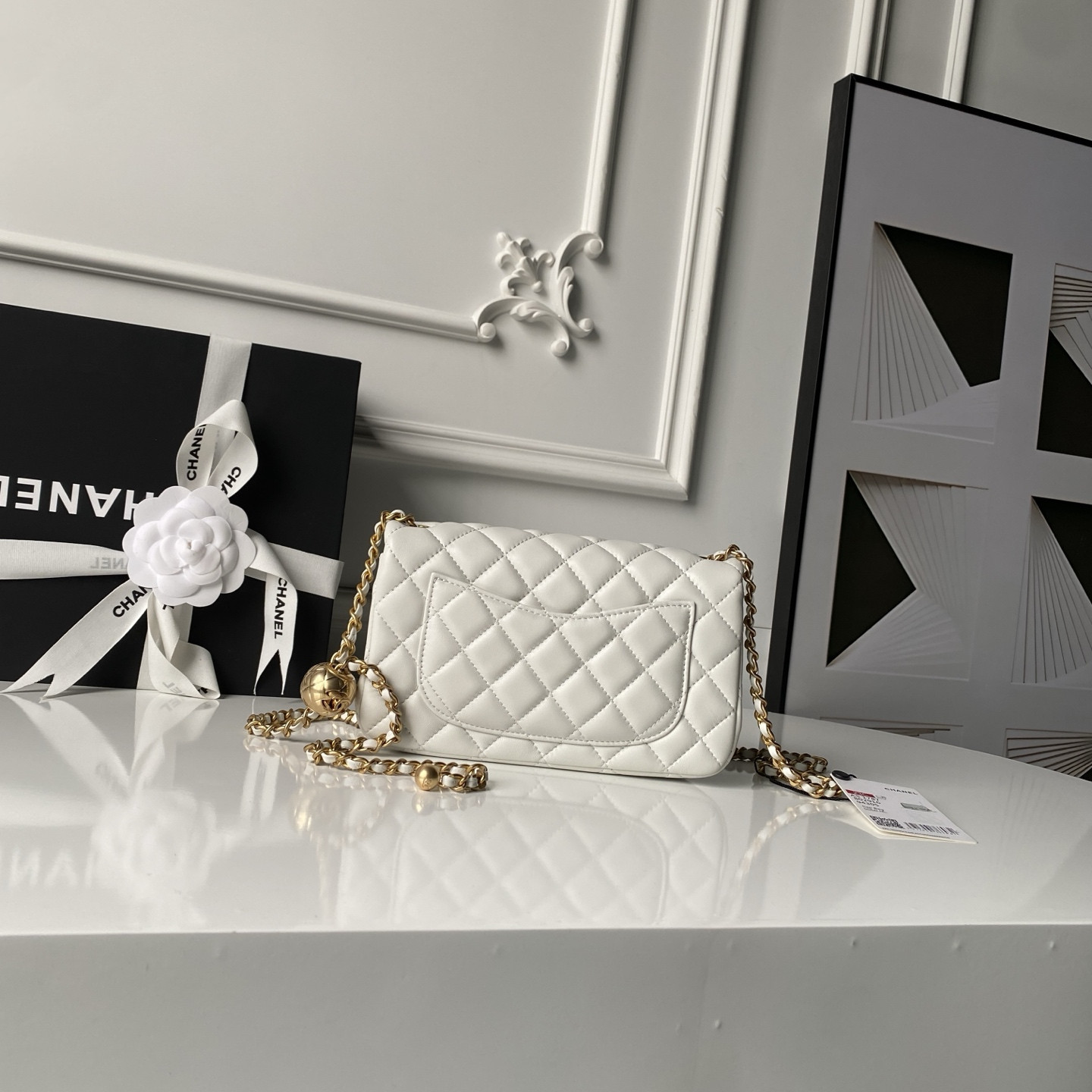 CHANEL MINI FLAP BAG SHINY CALFSKIN gold-TONE METAL white 4.7 × 7.8 × 2.3 in - Image 3