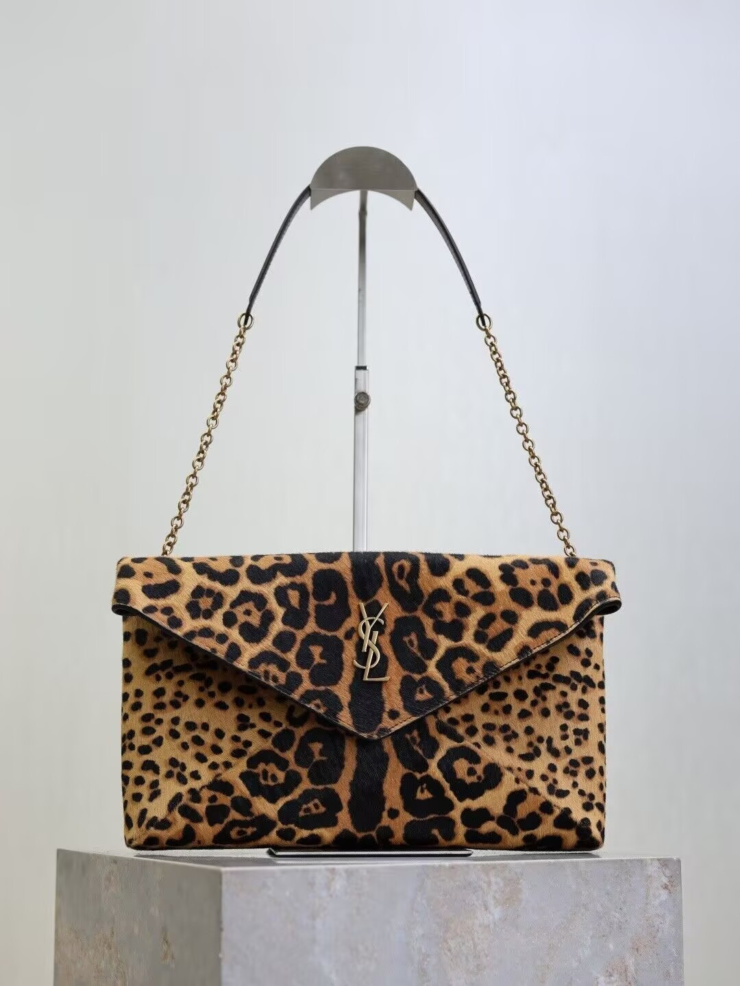 YSL CASSANDRE large pouch on chain in pony hair leather 29.5x18x5cm - Image 2