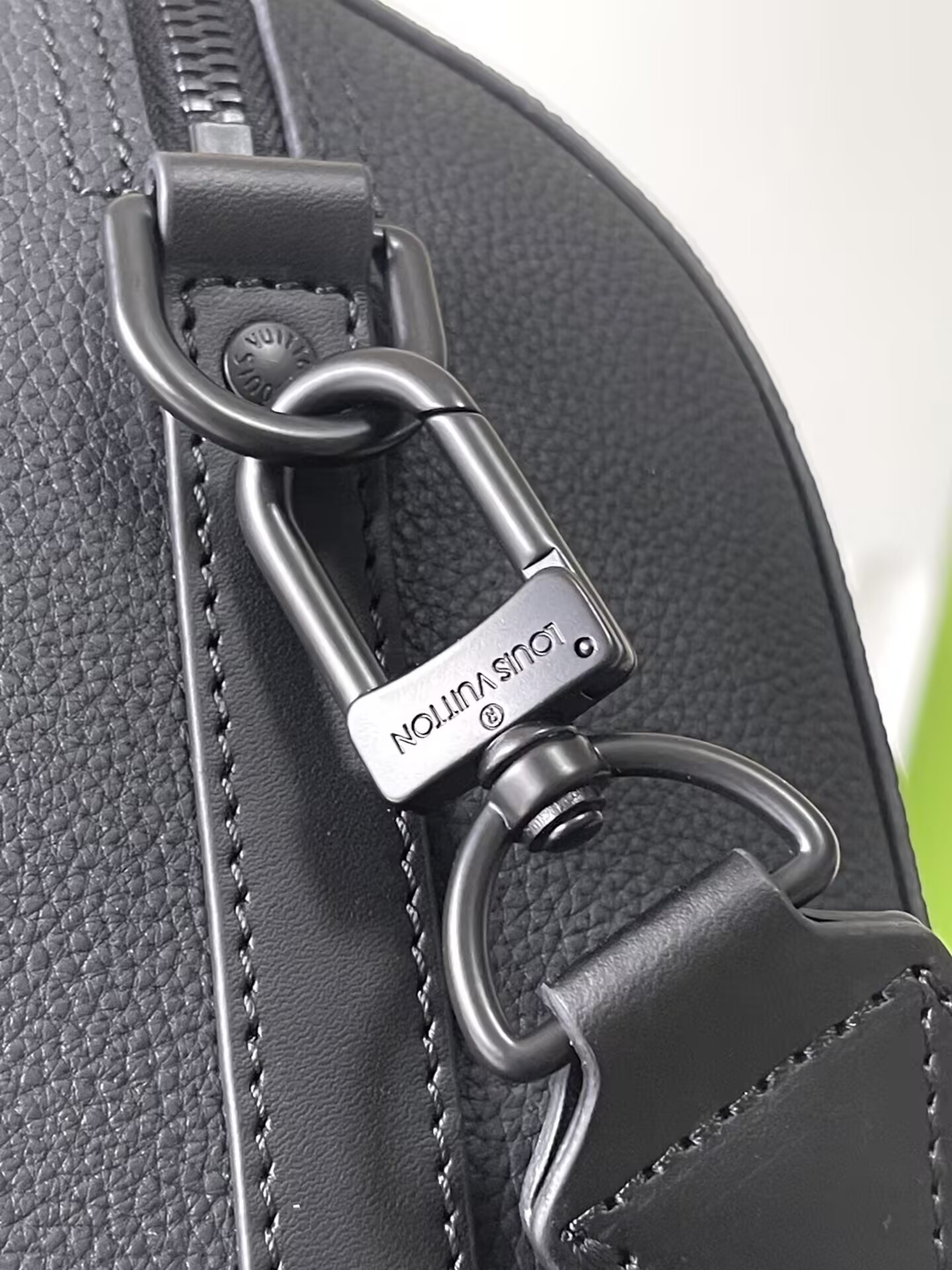 LV City Keepall M59255 27x17x13cm - Image 7