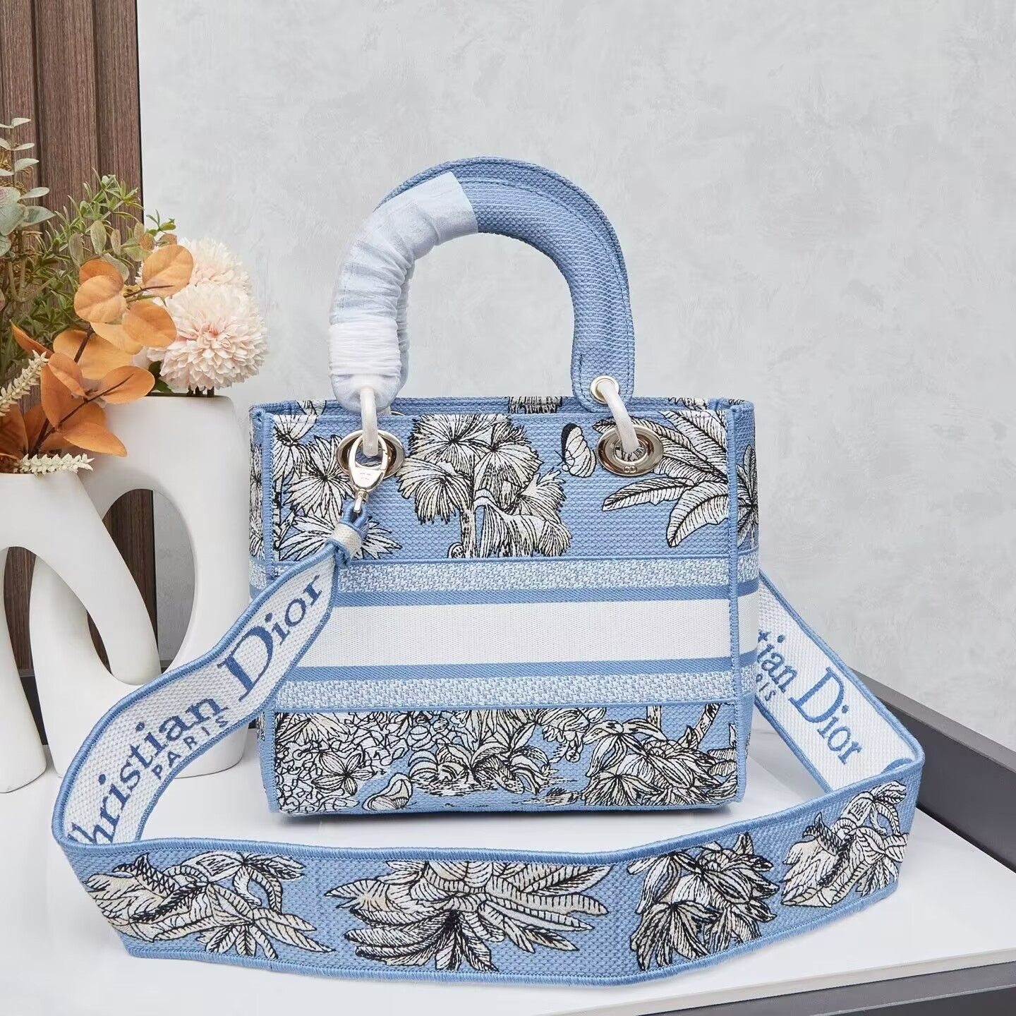 Dior Dioriviera Medium Dior Lady D-Lite Bag 24x20x11cm - Image 3