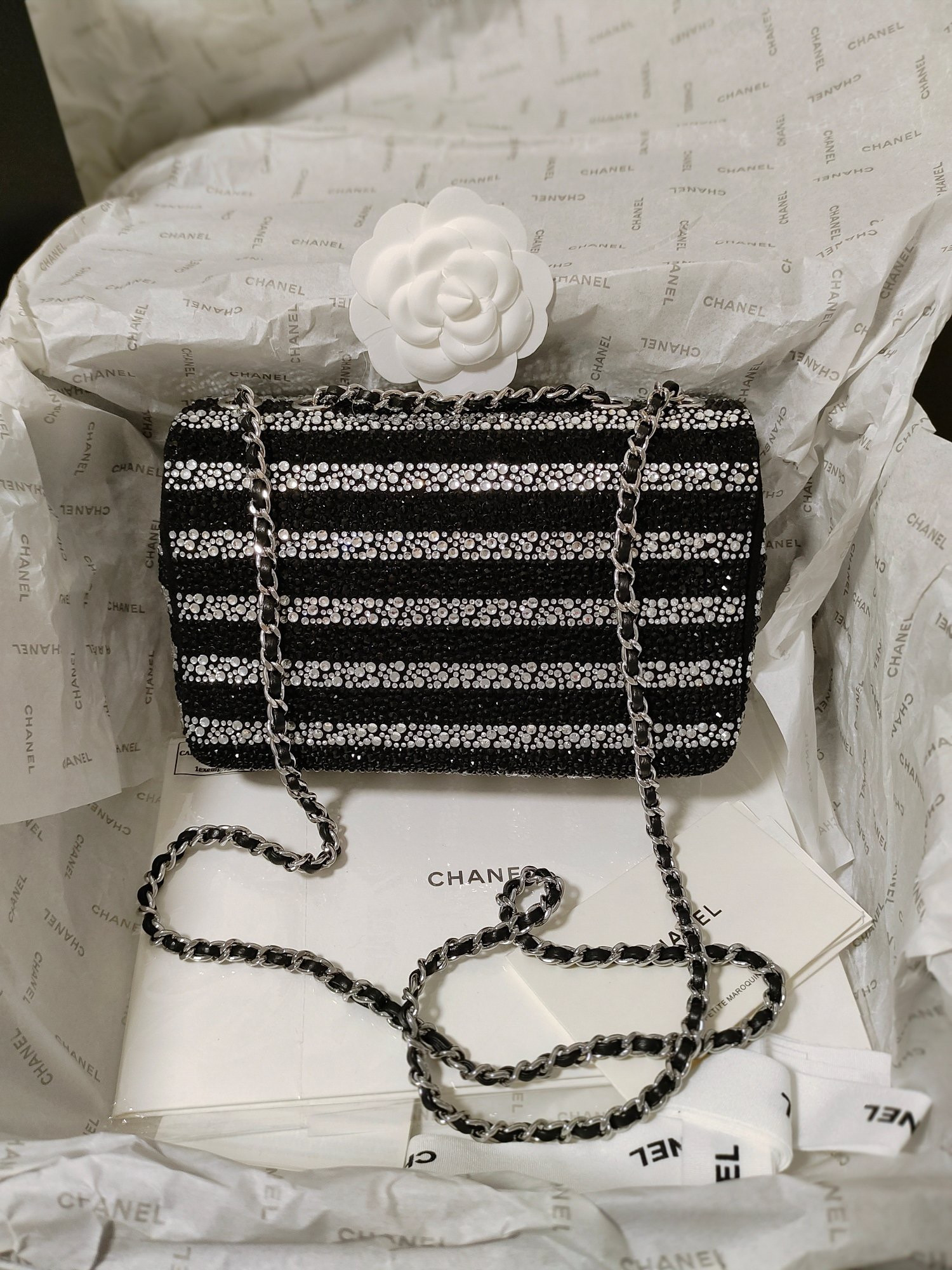 Chanel Mini CF 20cm - Image 3