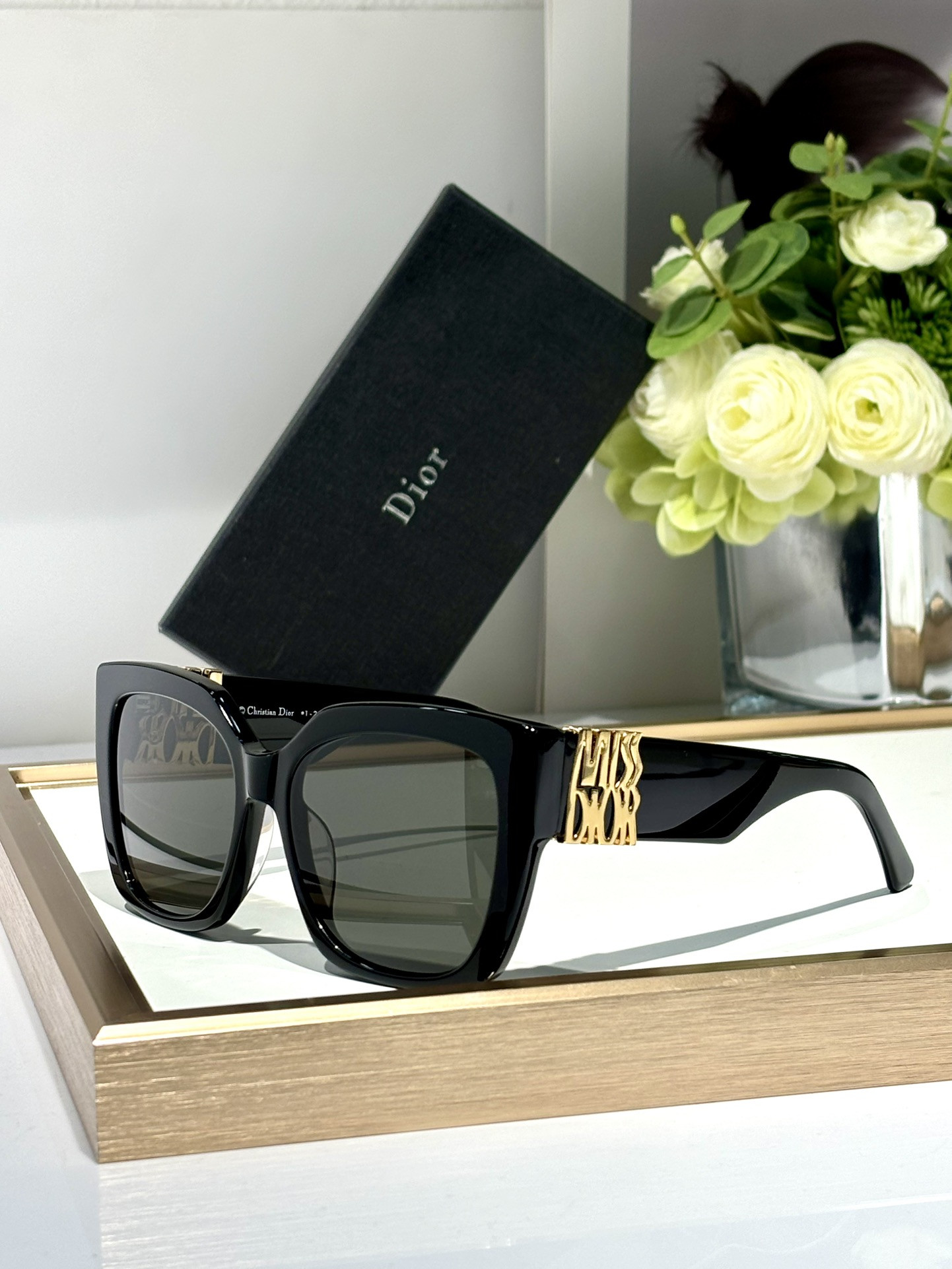 Dior Glasses #4 - Image 6