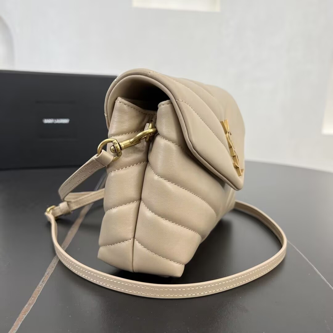 YSL TOY LOULOU IN QUILTED LEATHER 7.9 X 5.5 X 3 INCHES - Image 6