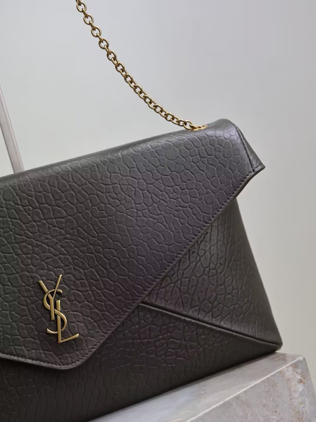 YSL CASSANDRE Pouch on Chain 35x22x3-4.2cm - Image 8