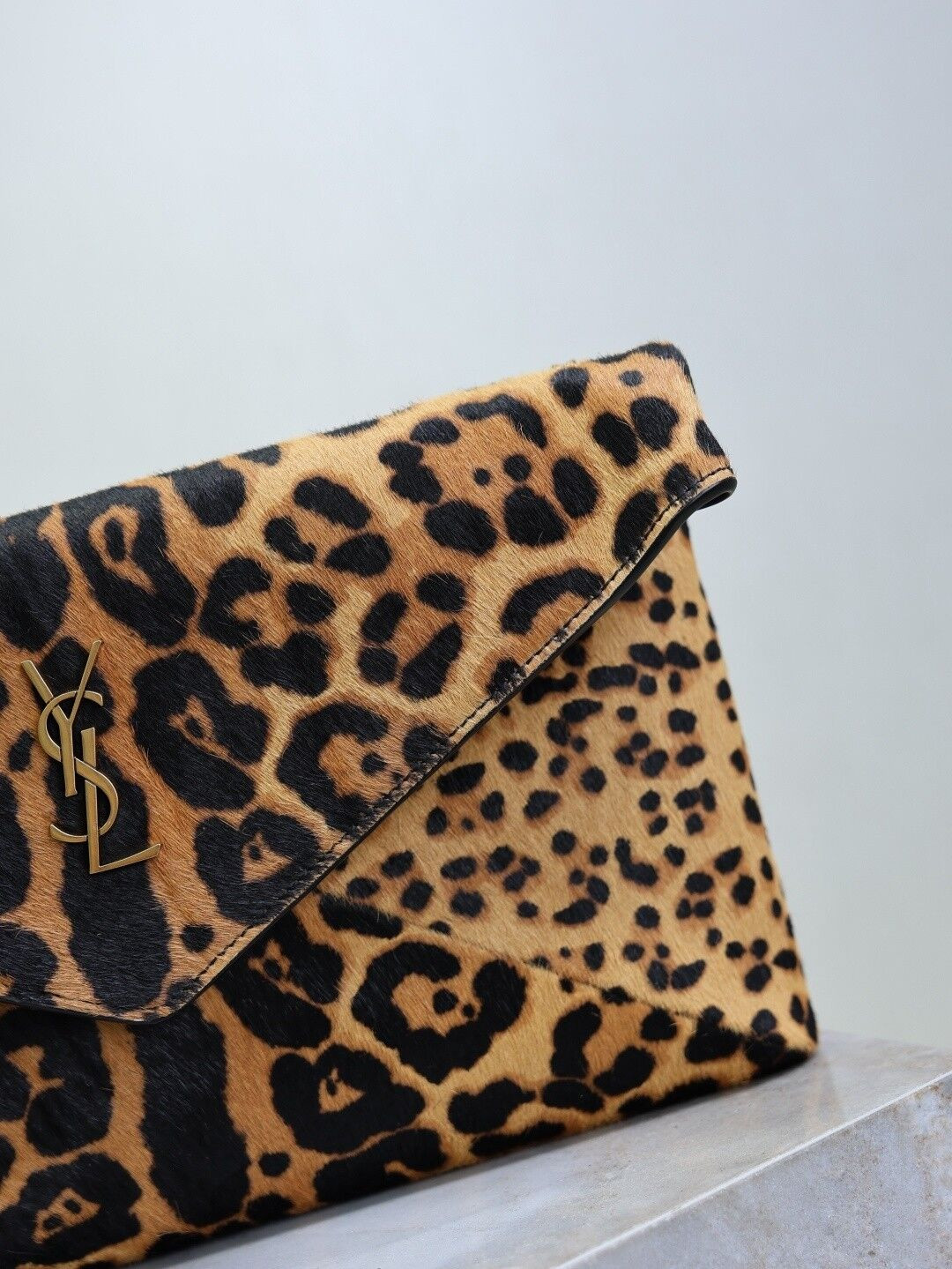 YSL CASSANDRE large pouch on chain in pony hair leather 29.5x18x5cm - Image 10