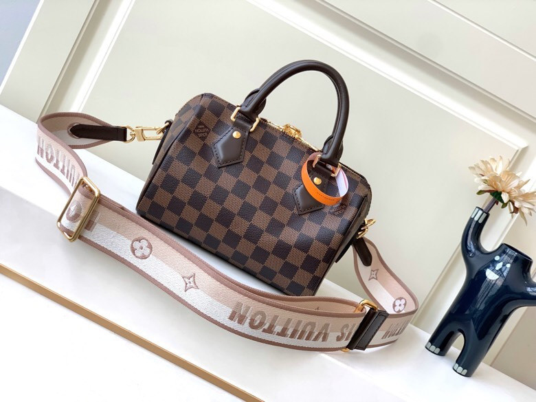 LV Speedy Bandoulière 20 N40489 8.1 x 5.3 x 4.7 inches - Image 3