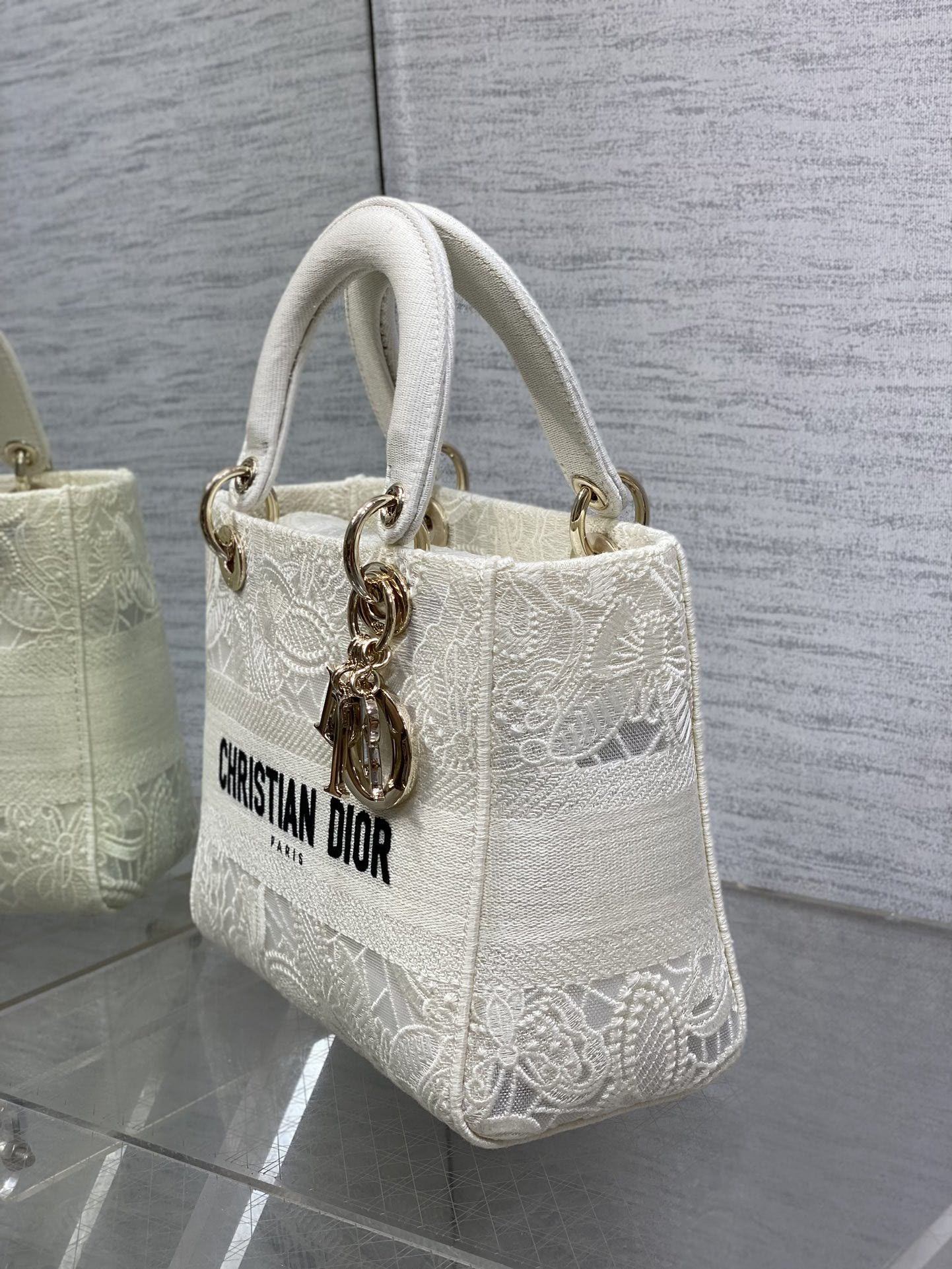 Dior Medium Lady D-Lite Bag 24x20x11cm - Image 5
