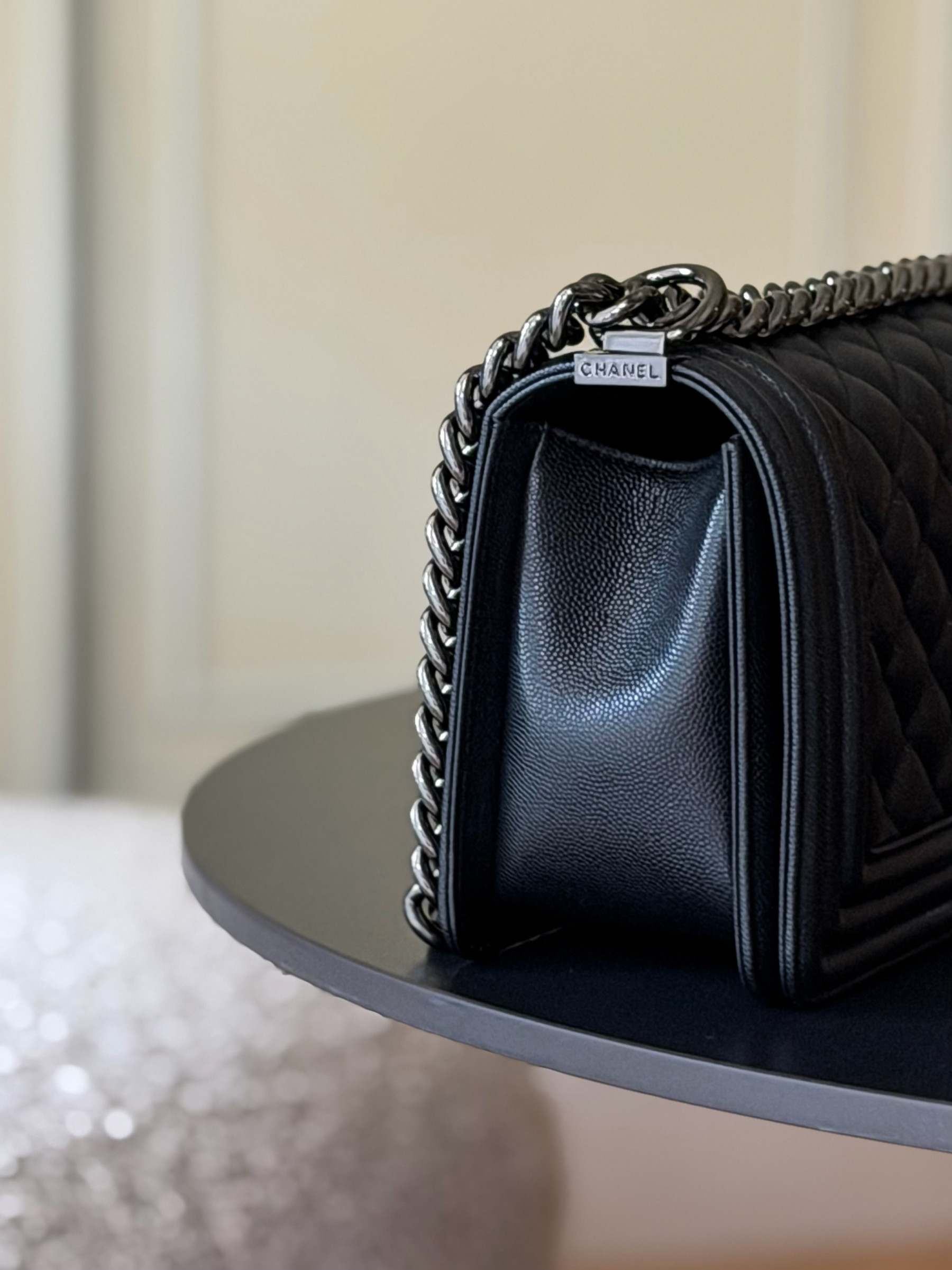 Chanel Boy Handbag 15x25x9cm - Image 7