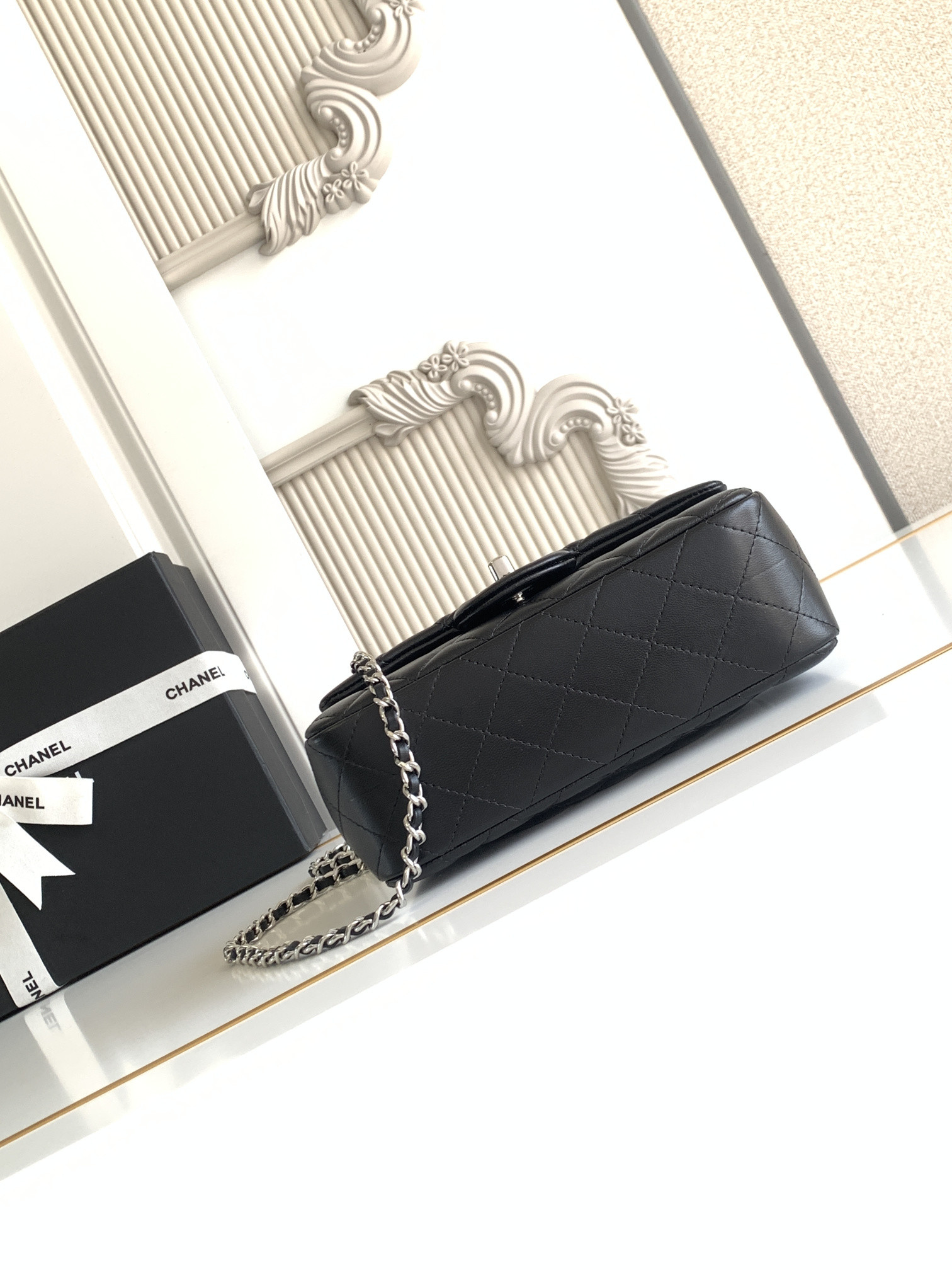 CHANEL Mini CF handle 20x12x6cm - Image 7