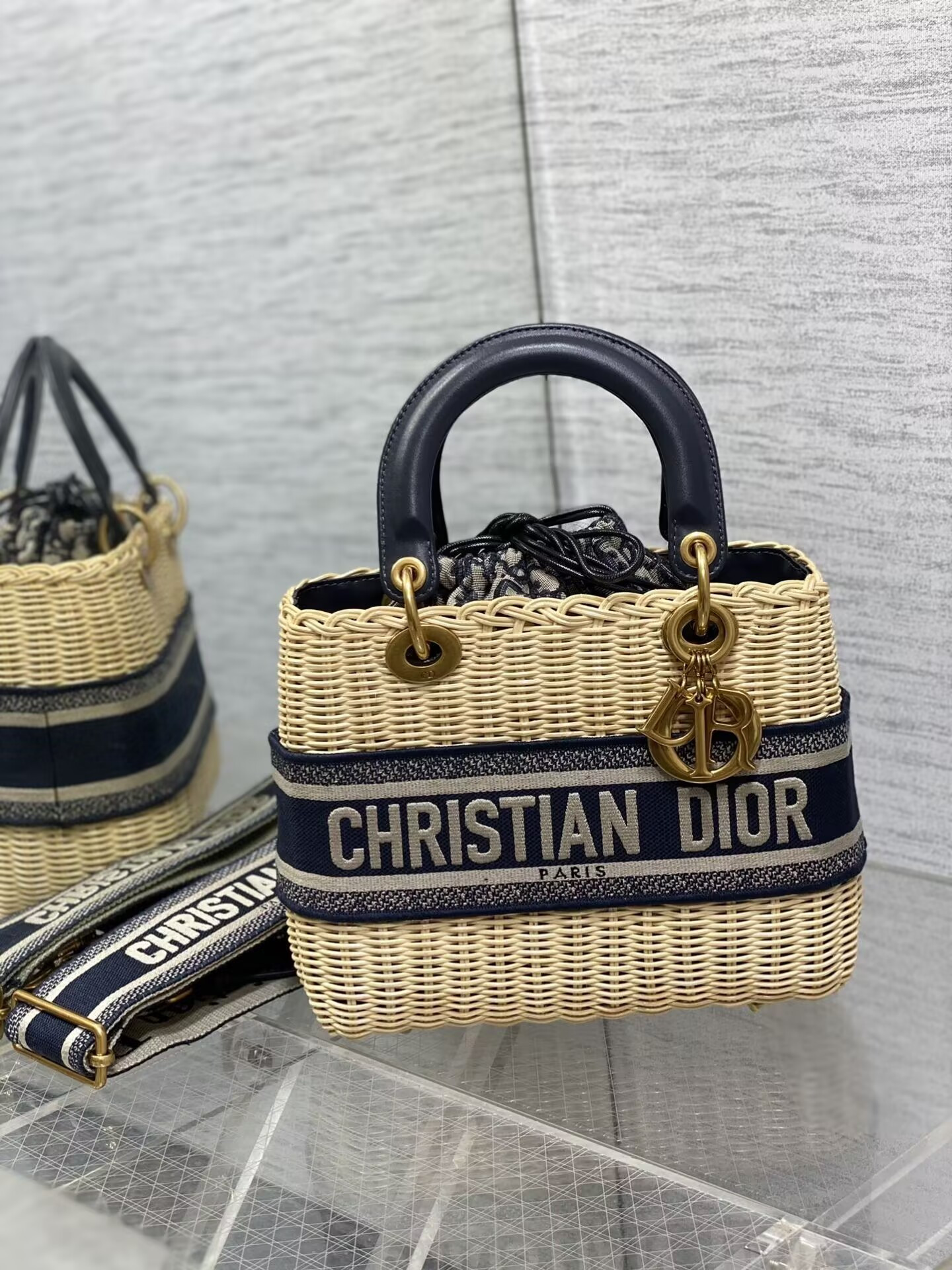 Dior Medium Lady Dior Bag 24x21x12cm - Image 3