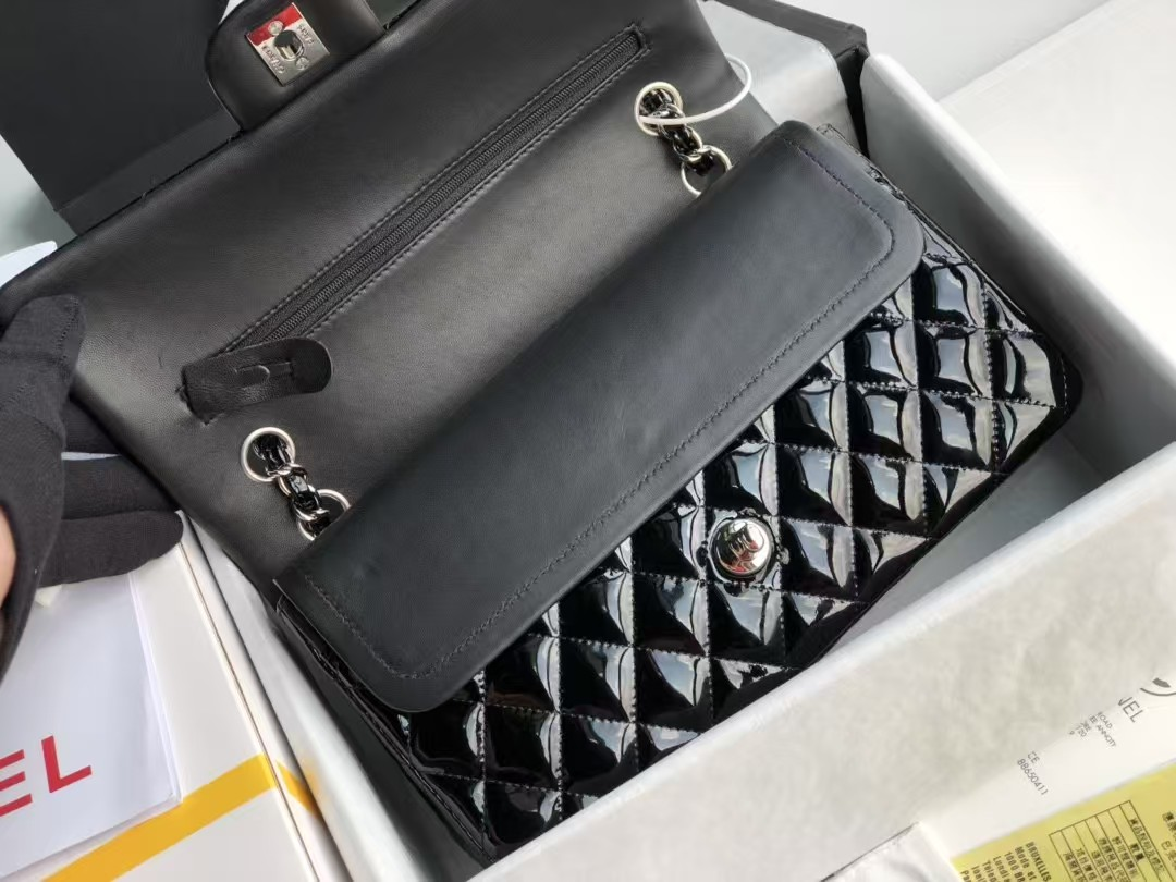 Chanel Classic Flap Bag CF 25.5x15x6cm - Image 7