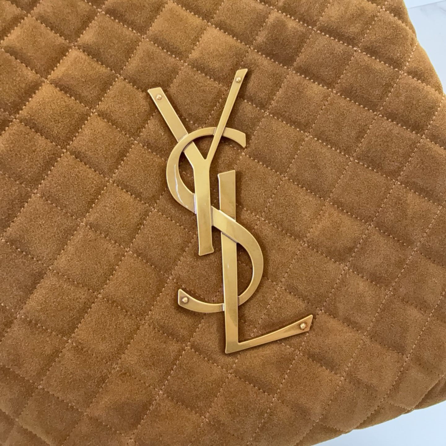 YSL ICARE MAXI SHOPPING BAG IN QUILTED LAMBSKIN (58*43*8cm) - Image 7