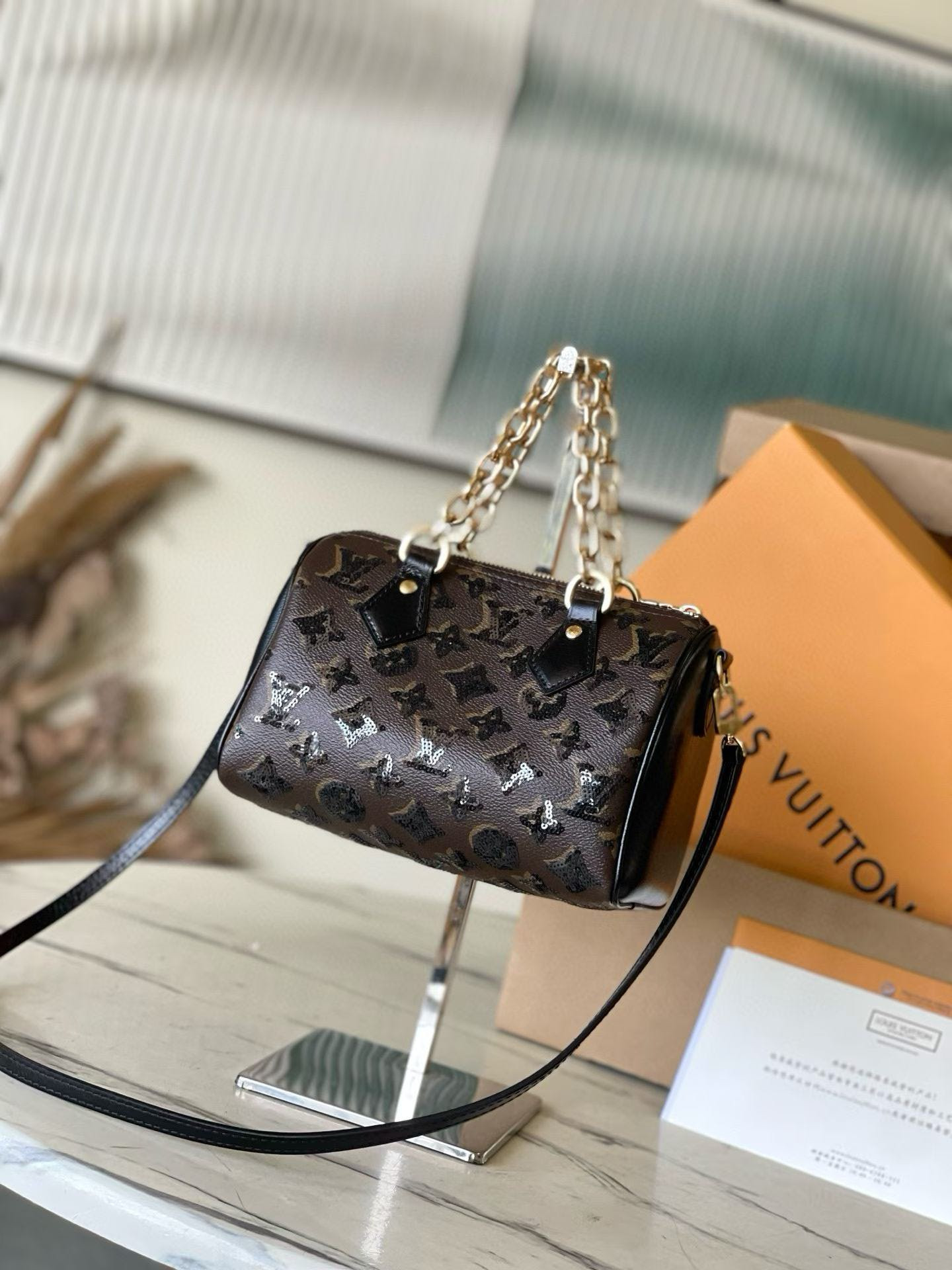LV Speedy Bandouliere 20 Handbag M26314 15x13x20.5cm - Image 3