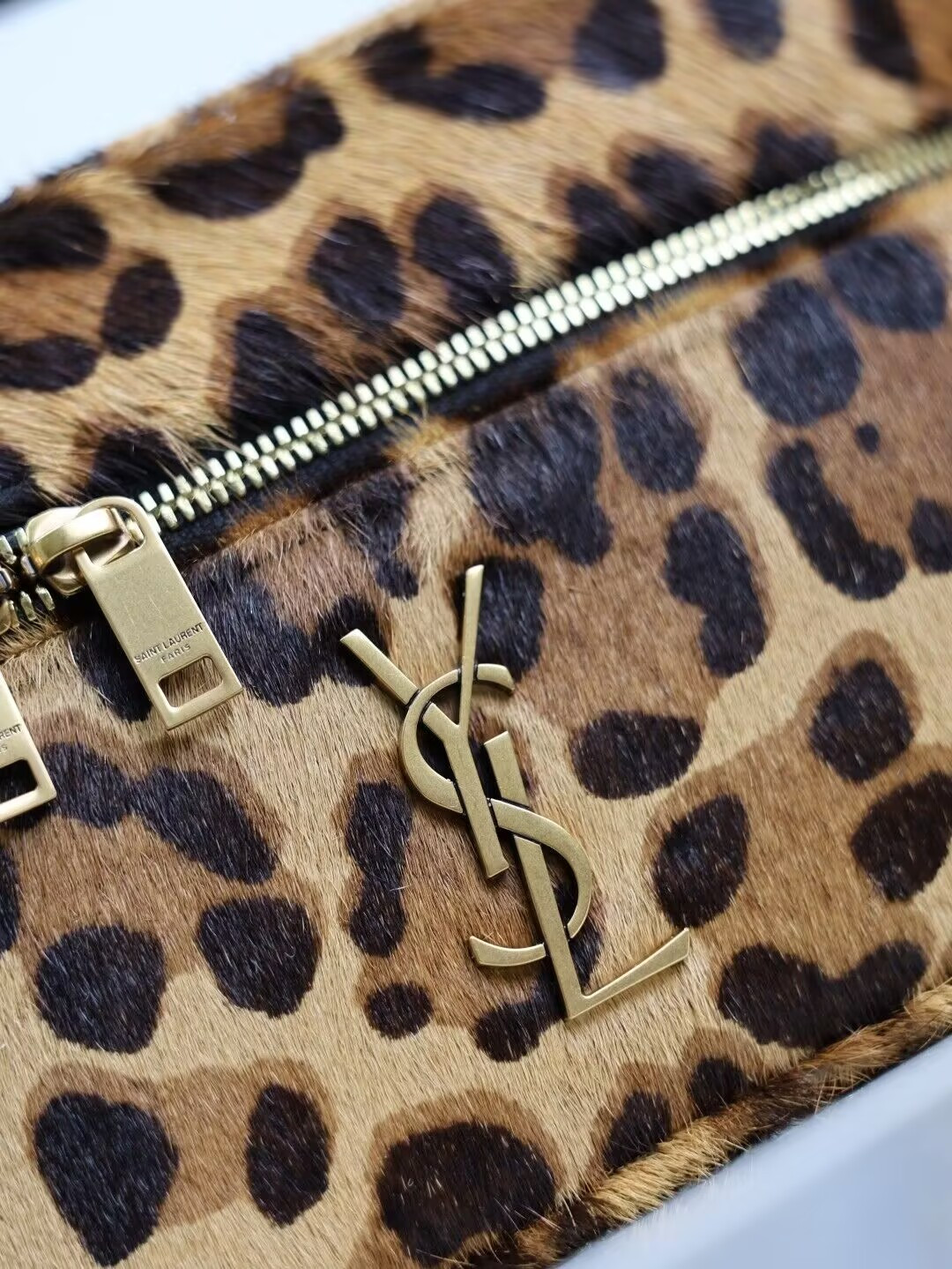 YSL Leopard-print Mini Bag 18x11x6.5cm - Image 9