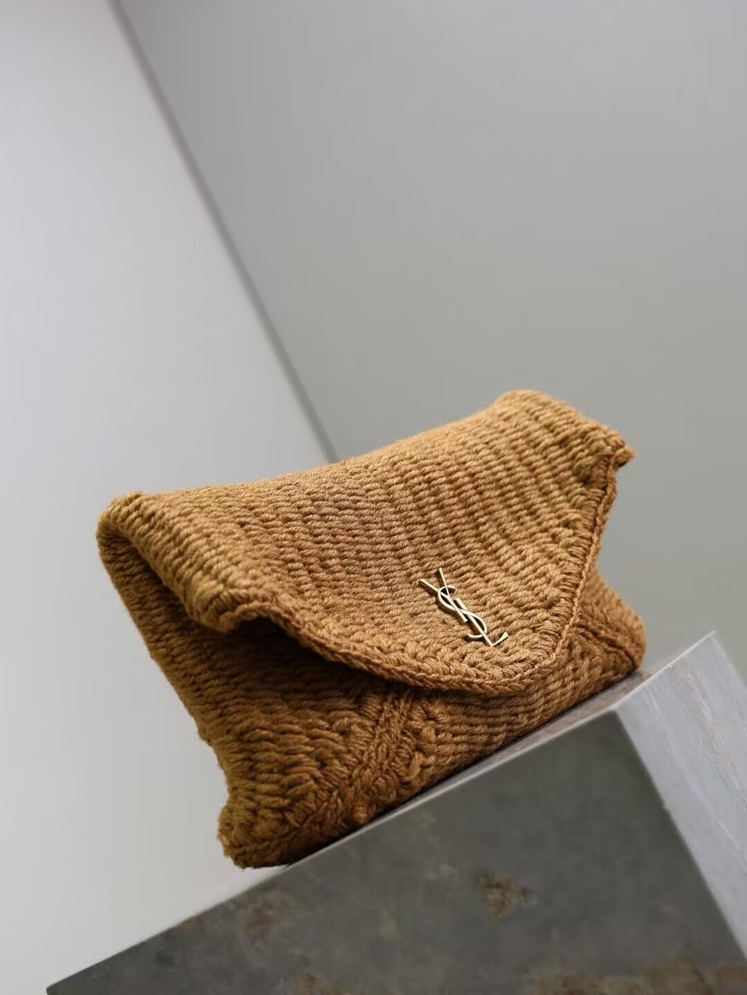 YSL CASSANDRE Large Envelope Pouch in Rope 29.5x18x4.5cm - Image 4