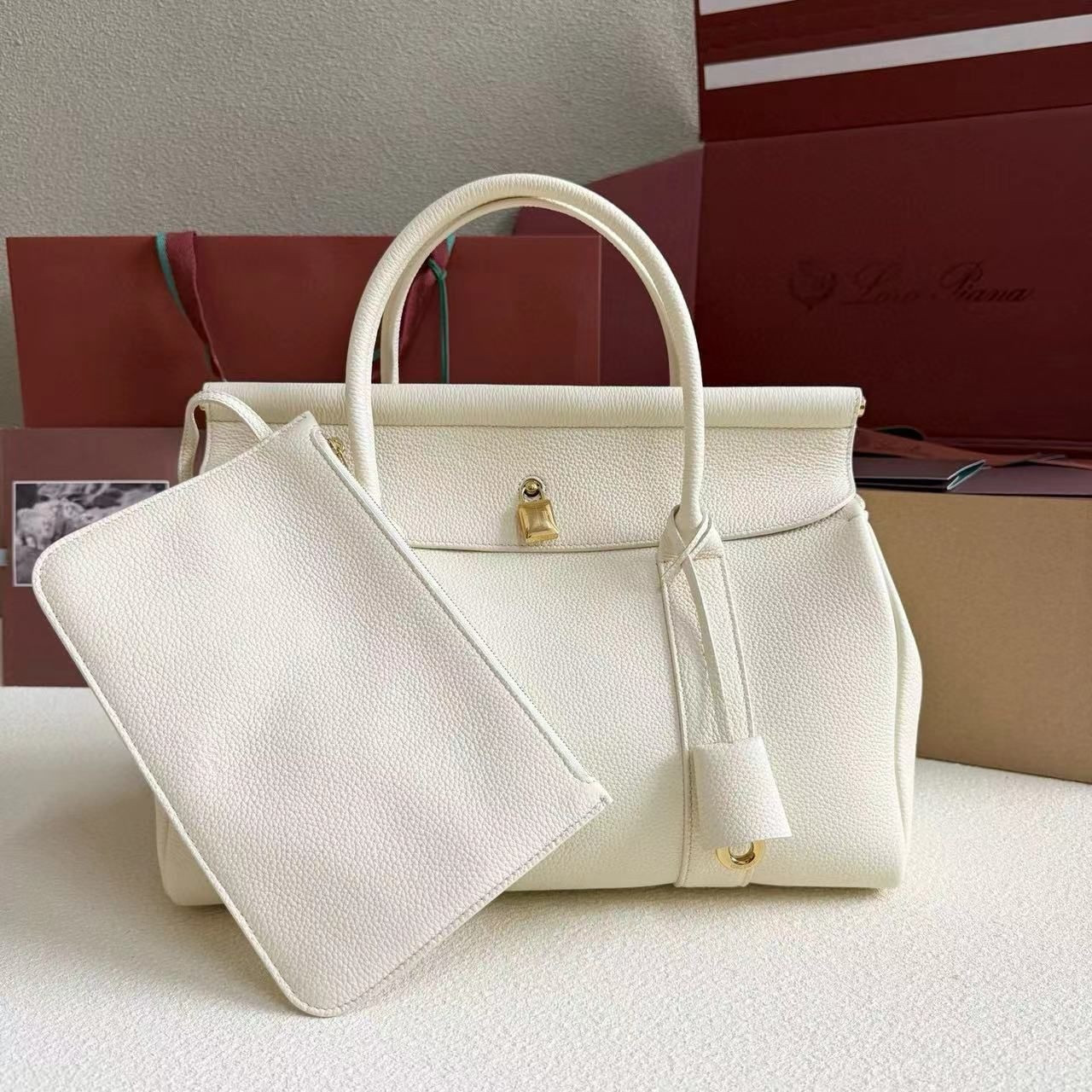 Loro Piana Loom Bag L32 Grained Calfskin 33 x 23 x 18 cm - Image 3