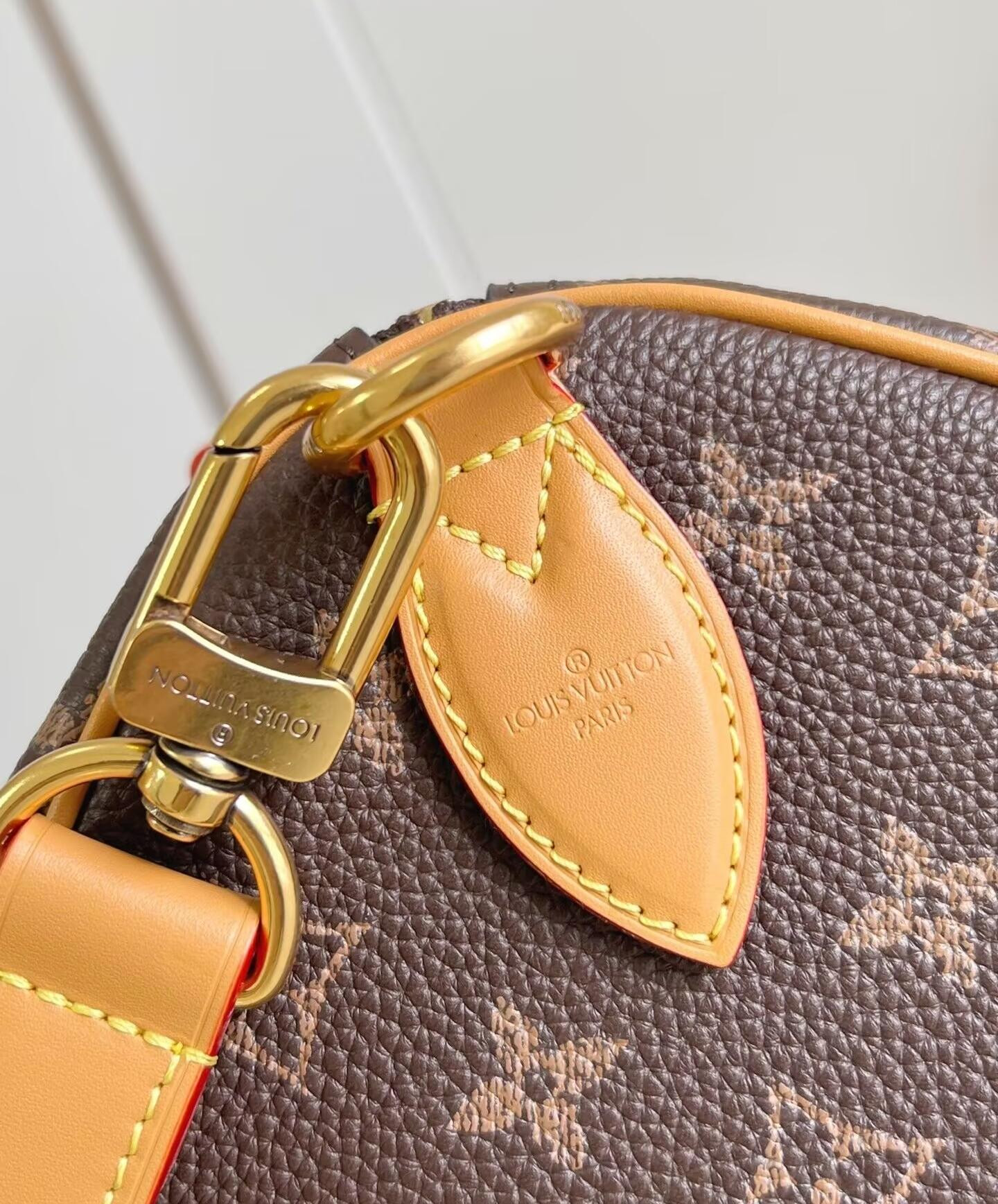 LV Speedy Bandoulière 30 M21122 30 x 21 x 17 cm - Image 9