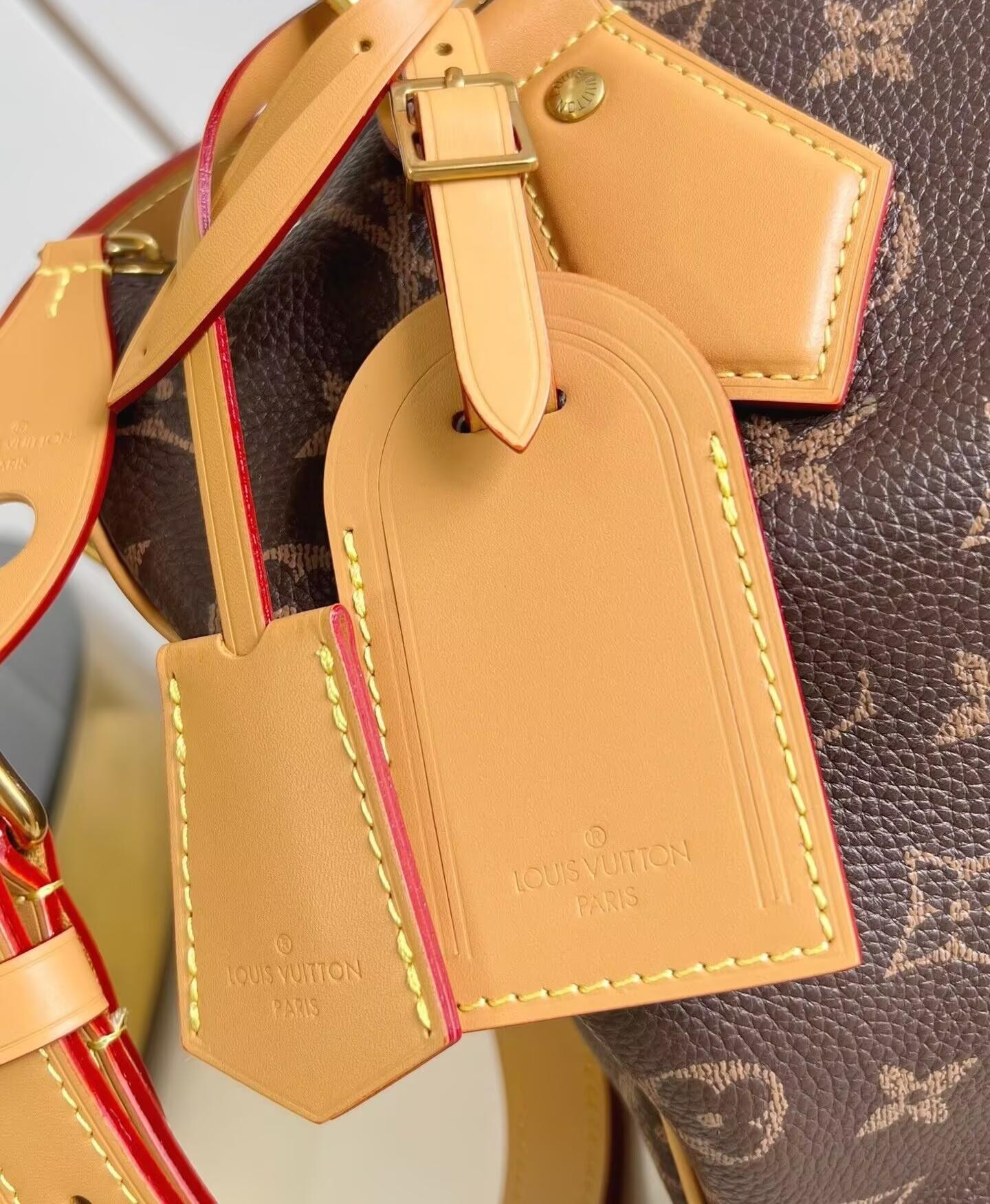 LV Speedy Bandoulière 30 M21122 30 x 21 x 17 cm - Image 8