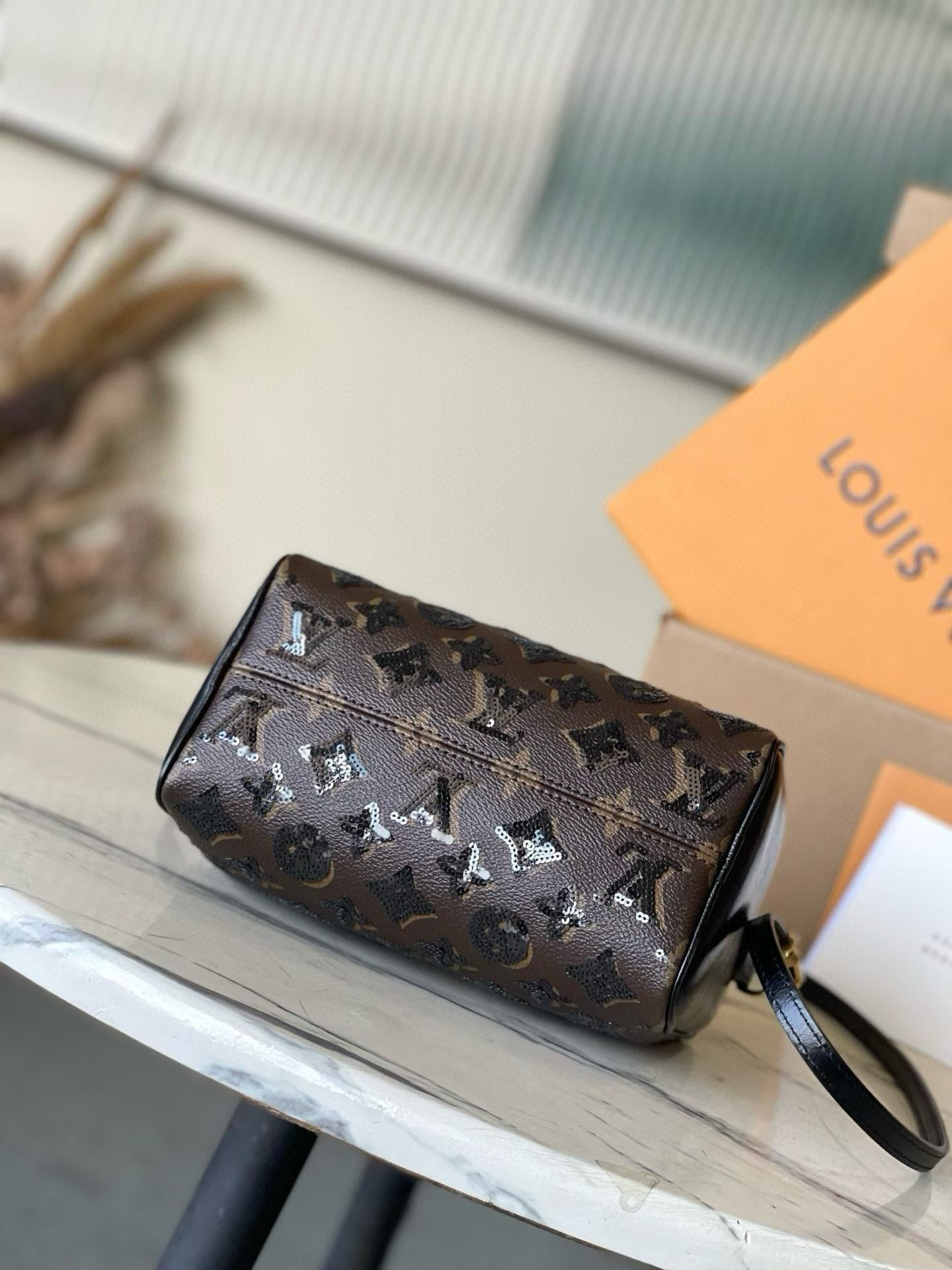 LV Speedy Bandouliere 20 Handbag M26314 15x13x20.5cm - Image 4