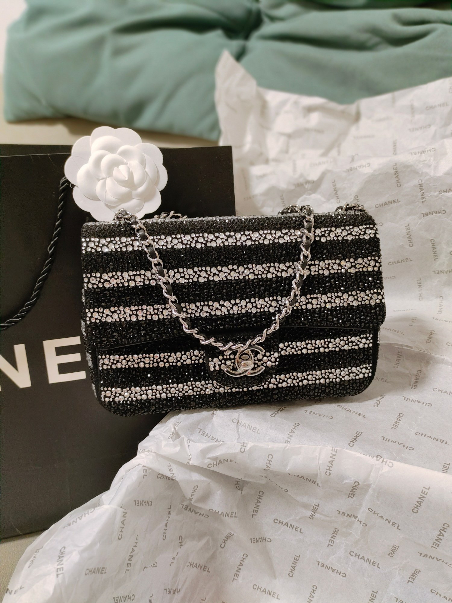 Chanel Mini CF 20cm - Image 7